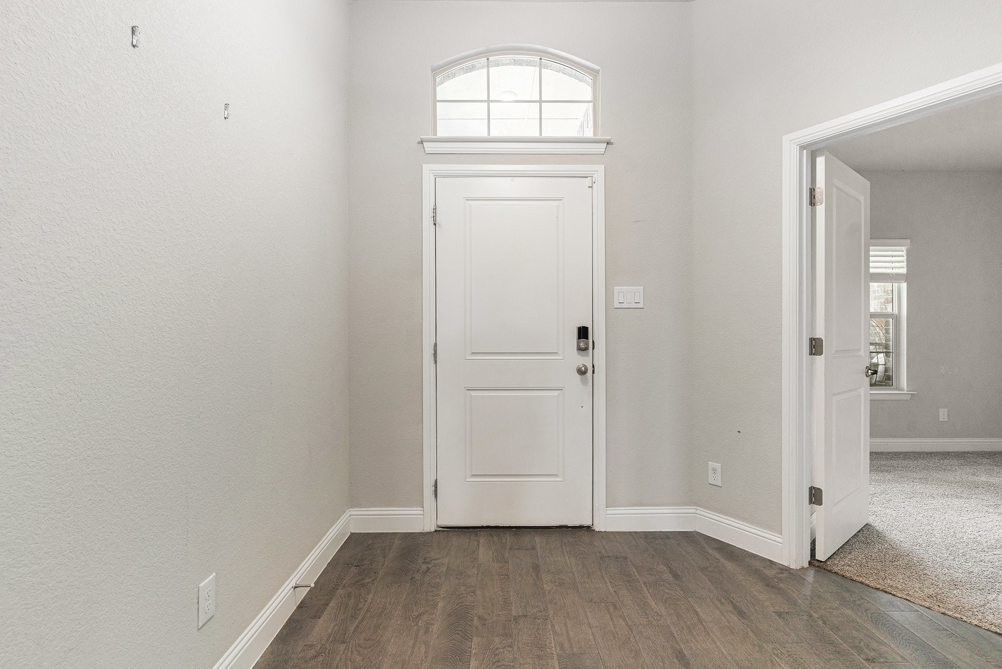 1214 Burlingame Drive