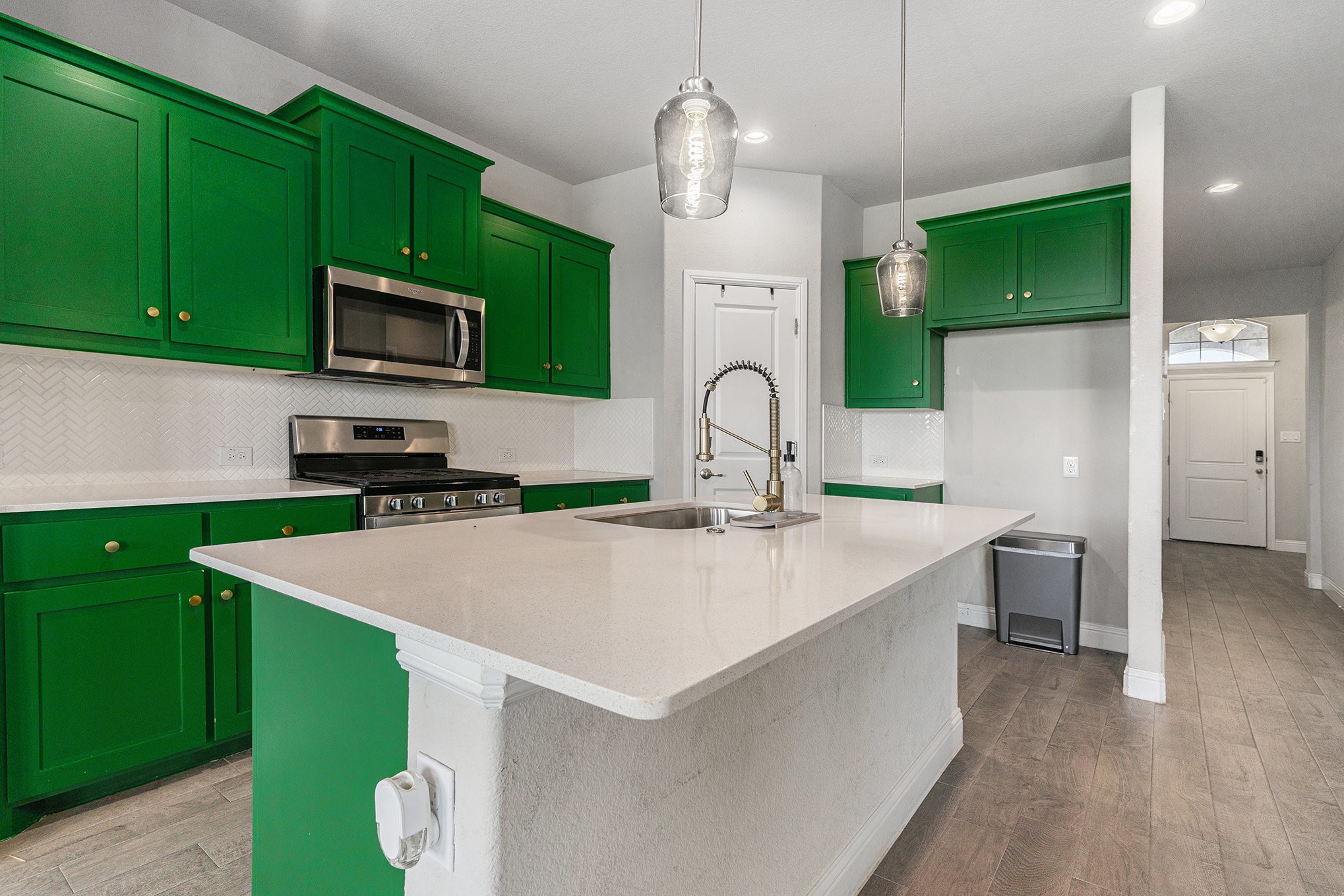 1214 Burlingame Drive