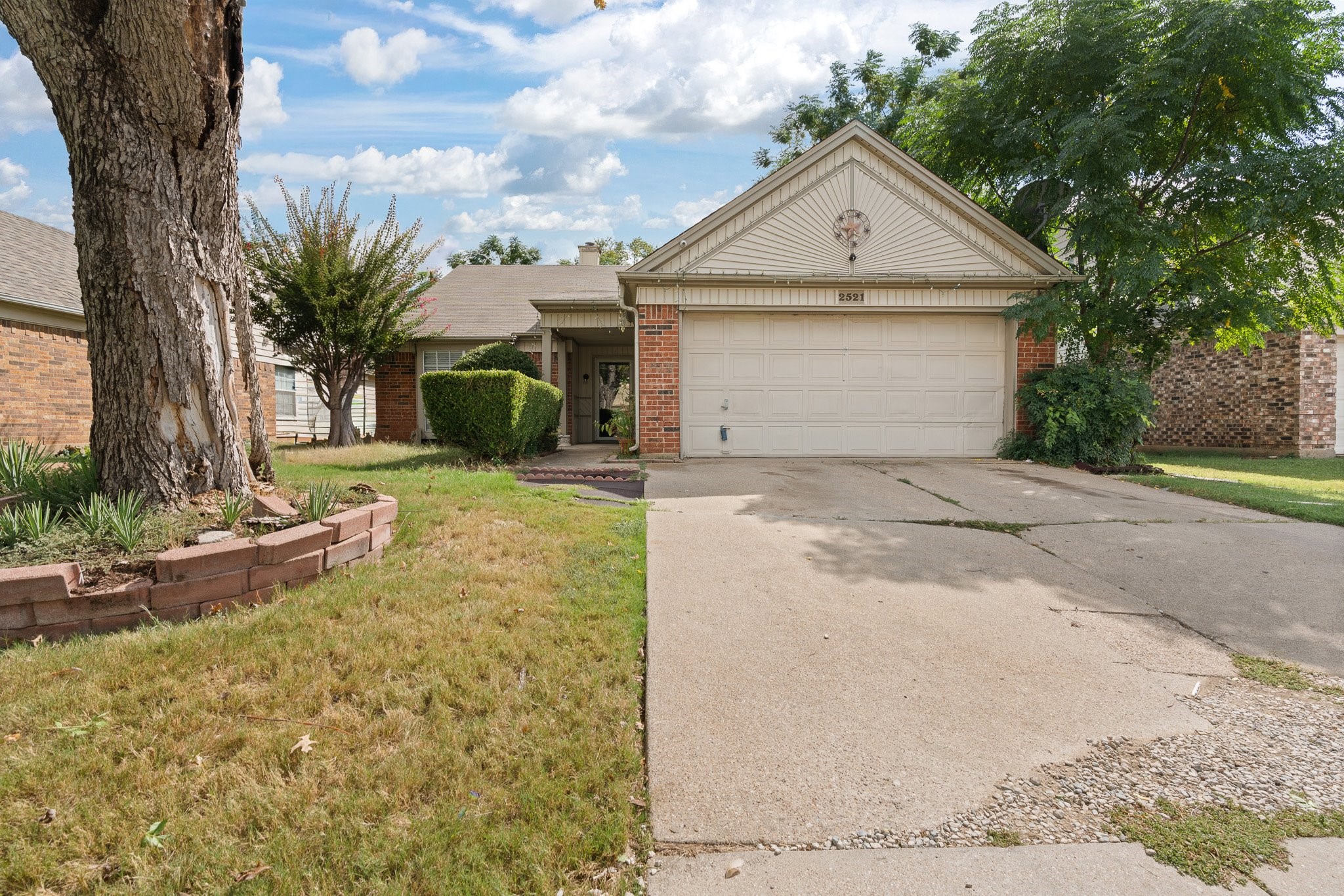 2521 Coldstream Drive