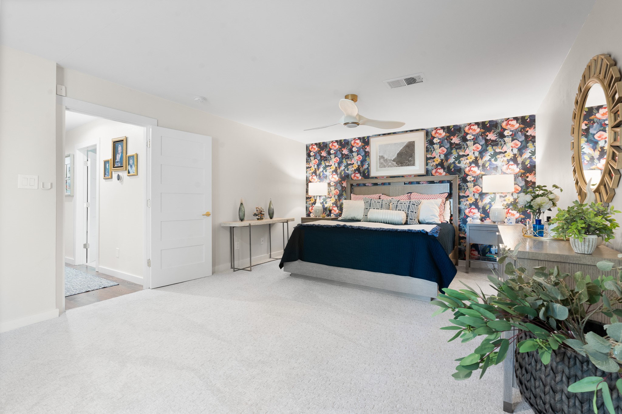 1512 Ridgmar Boulevard