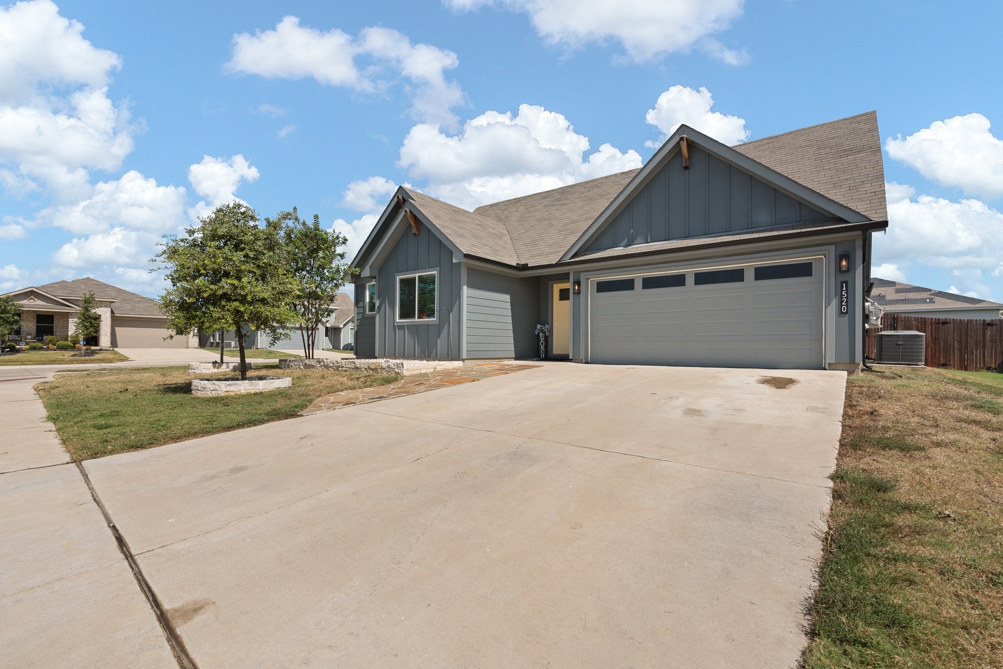 1520 Hulen Park Trail