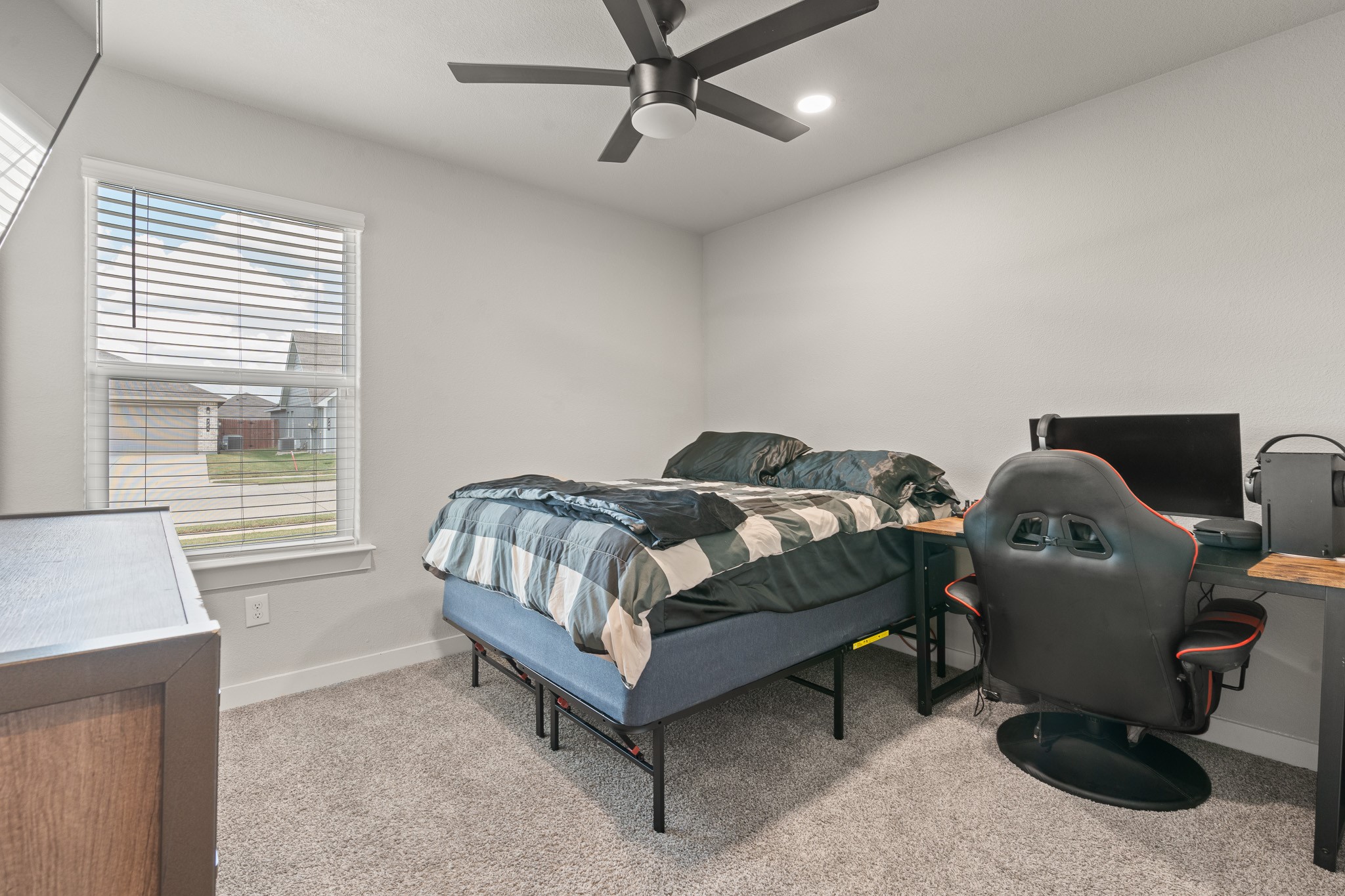 1520 Hulen Park Trail