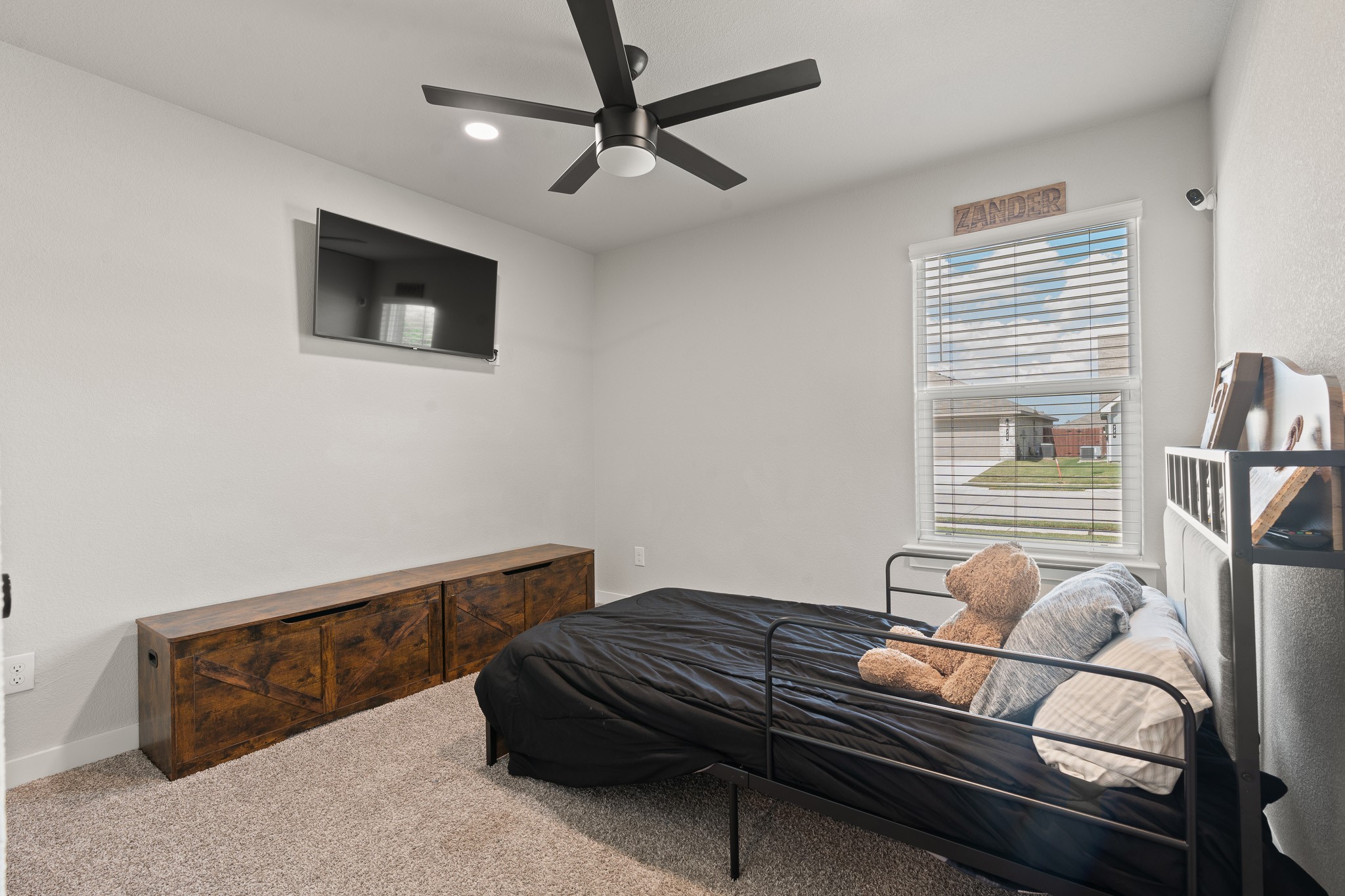 1520 Hulen Park Trail