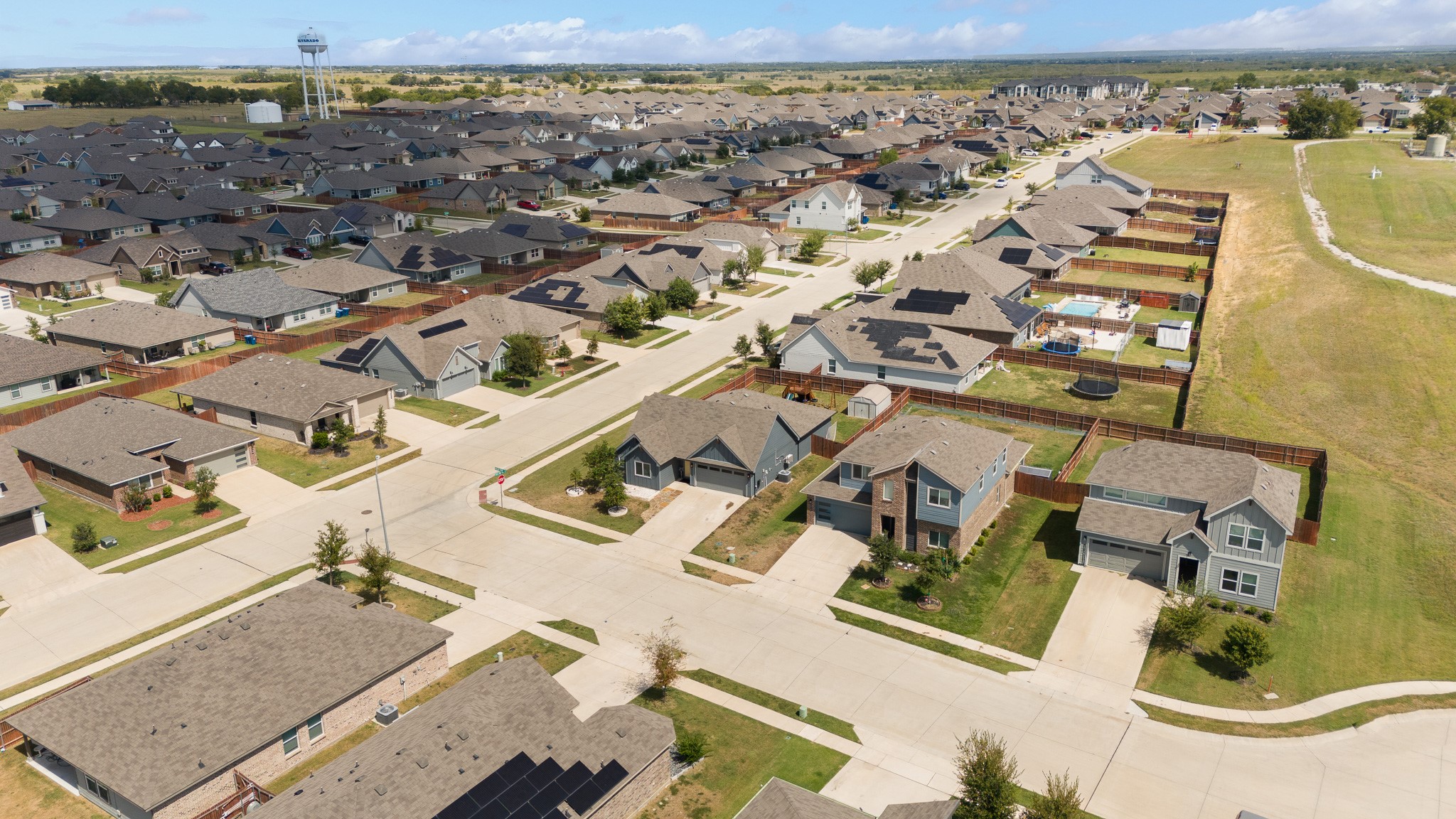 1520 Hulen Park Trail