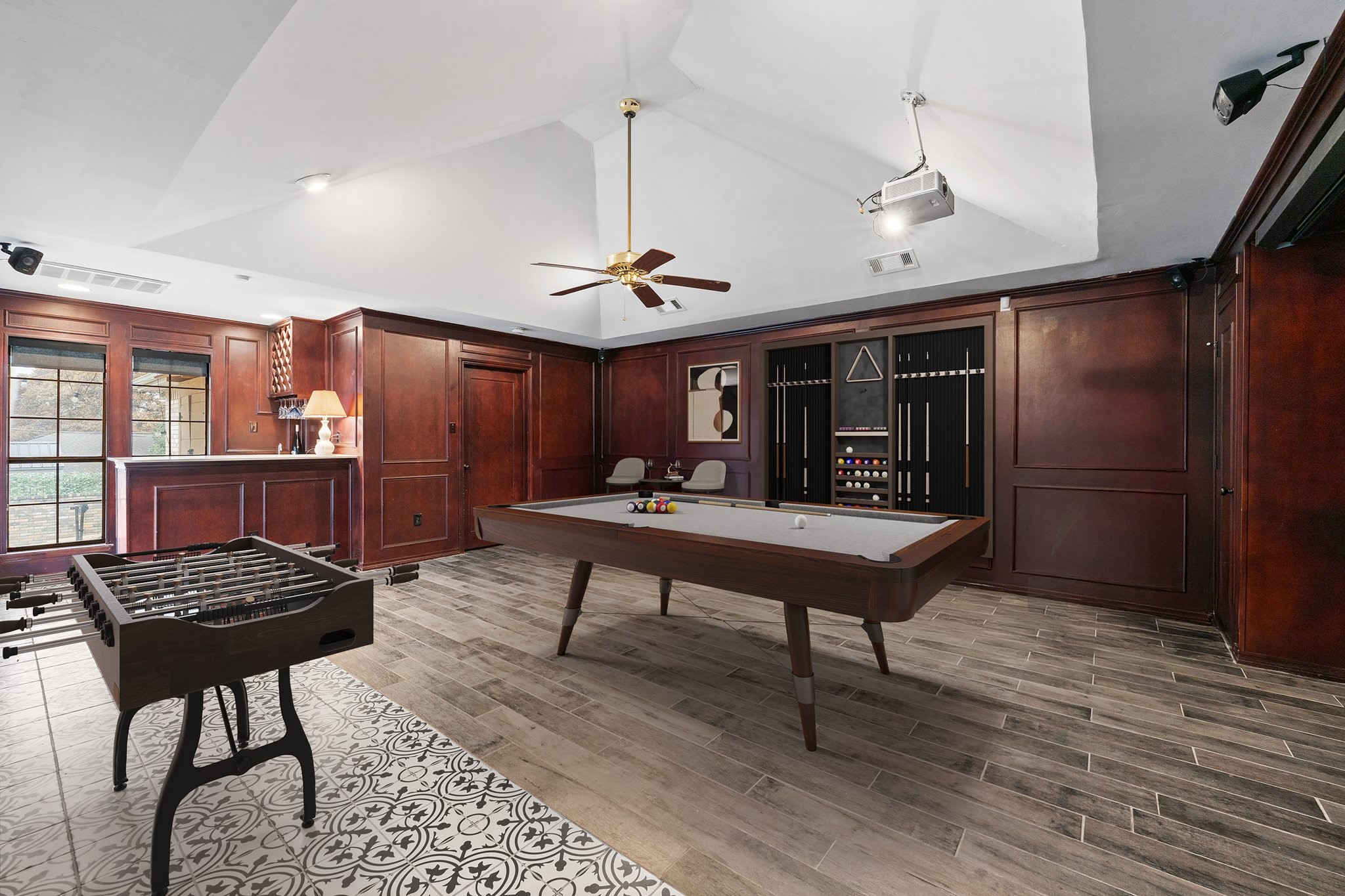 225 SW Alsbury Boulevard