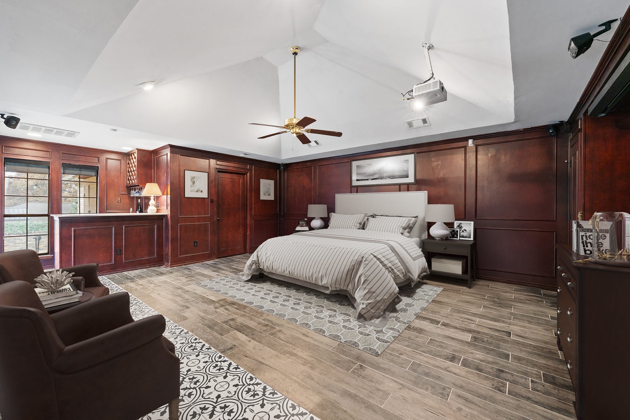 225 SW Alsbury Boulevard