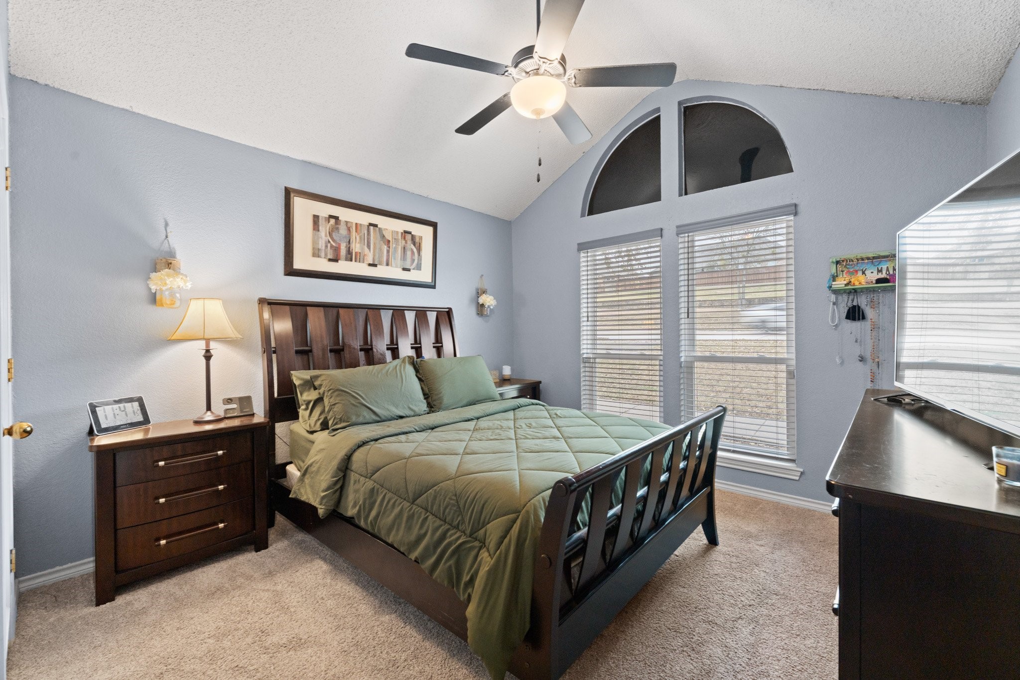 225 SW Alsbury Boulevard