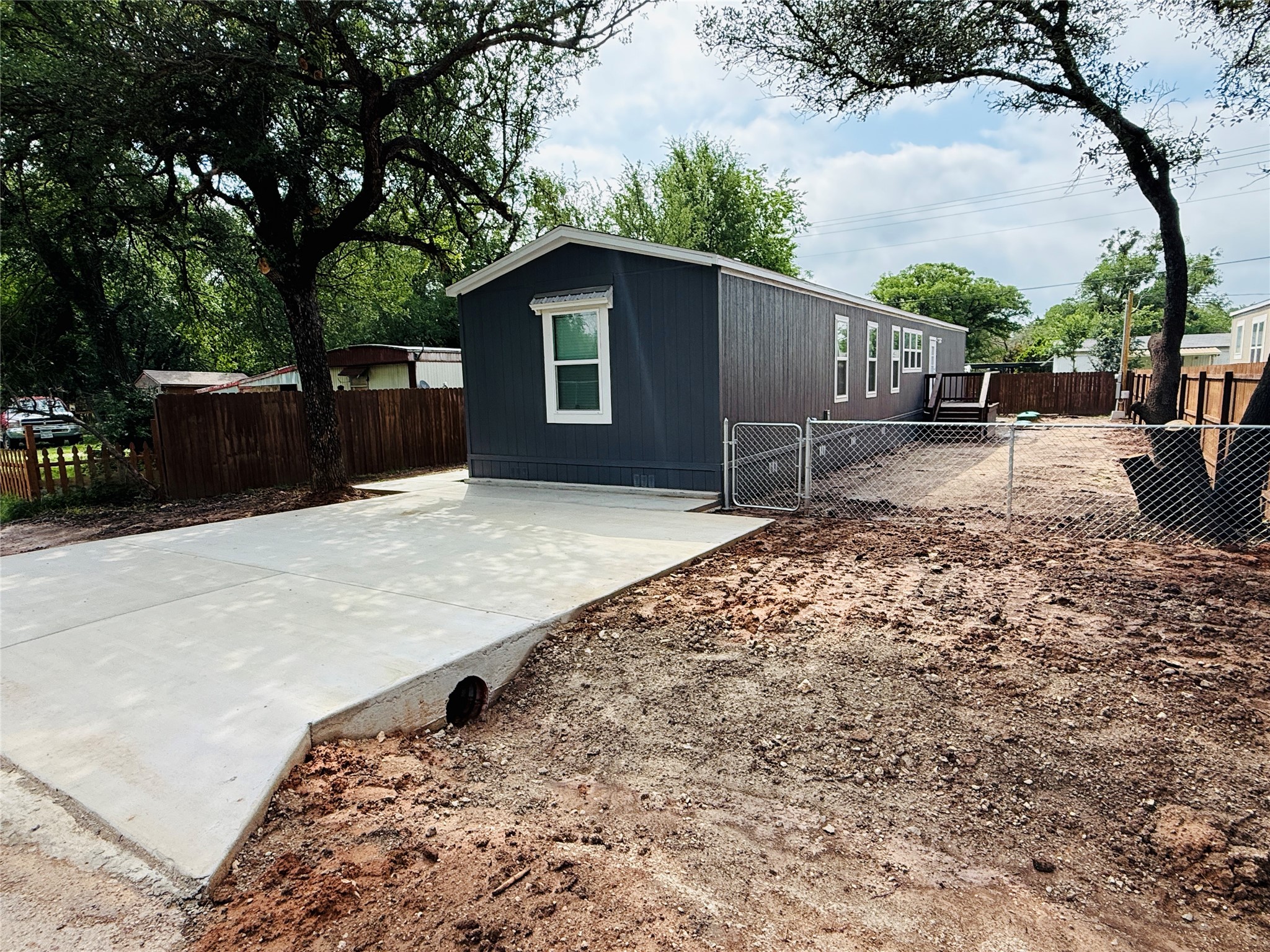 3001 Elmwood Drive
