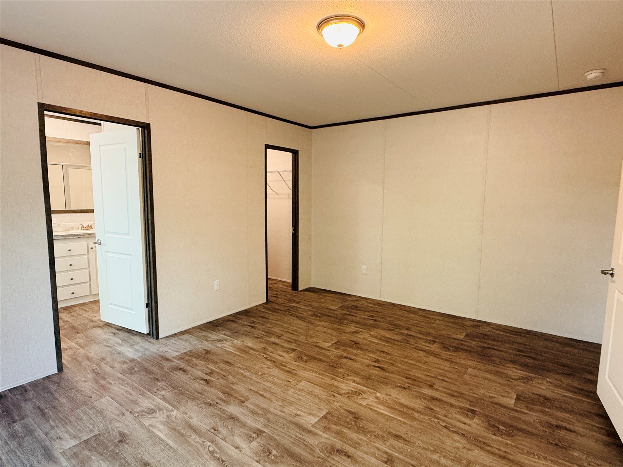 3001 Elmwood Drive