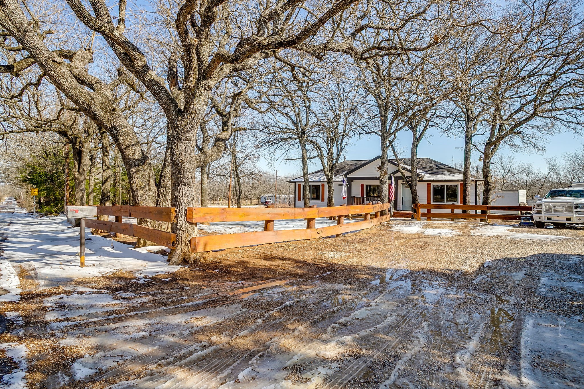 3732 County Road 1100