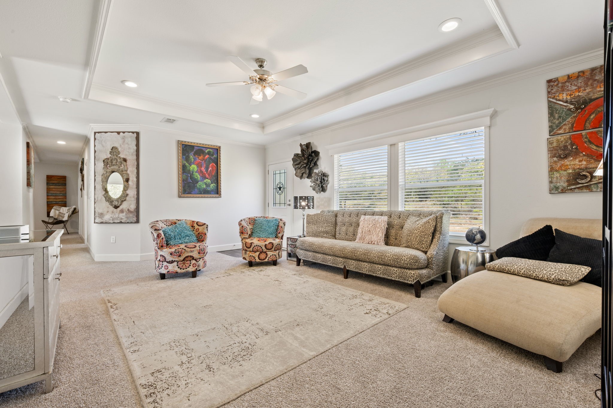 660 Deer Trail