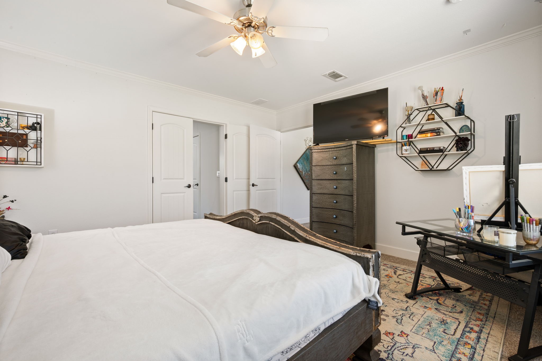 660 Deer Trail