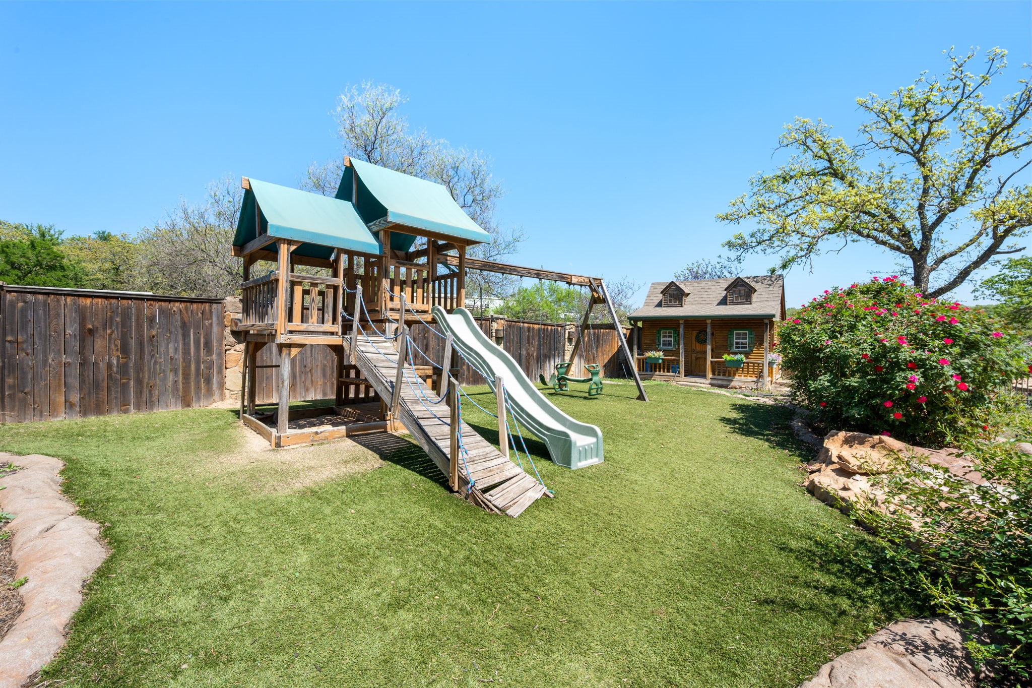 660 Deer Trail