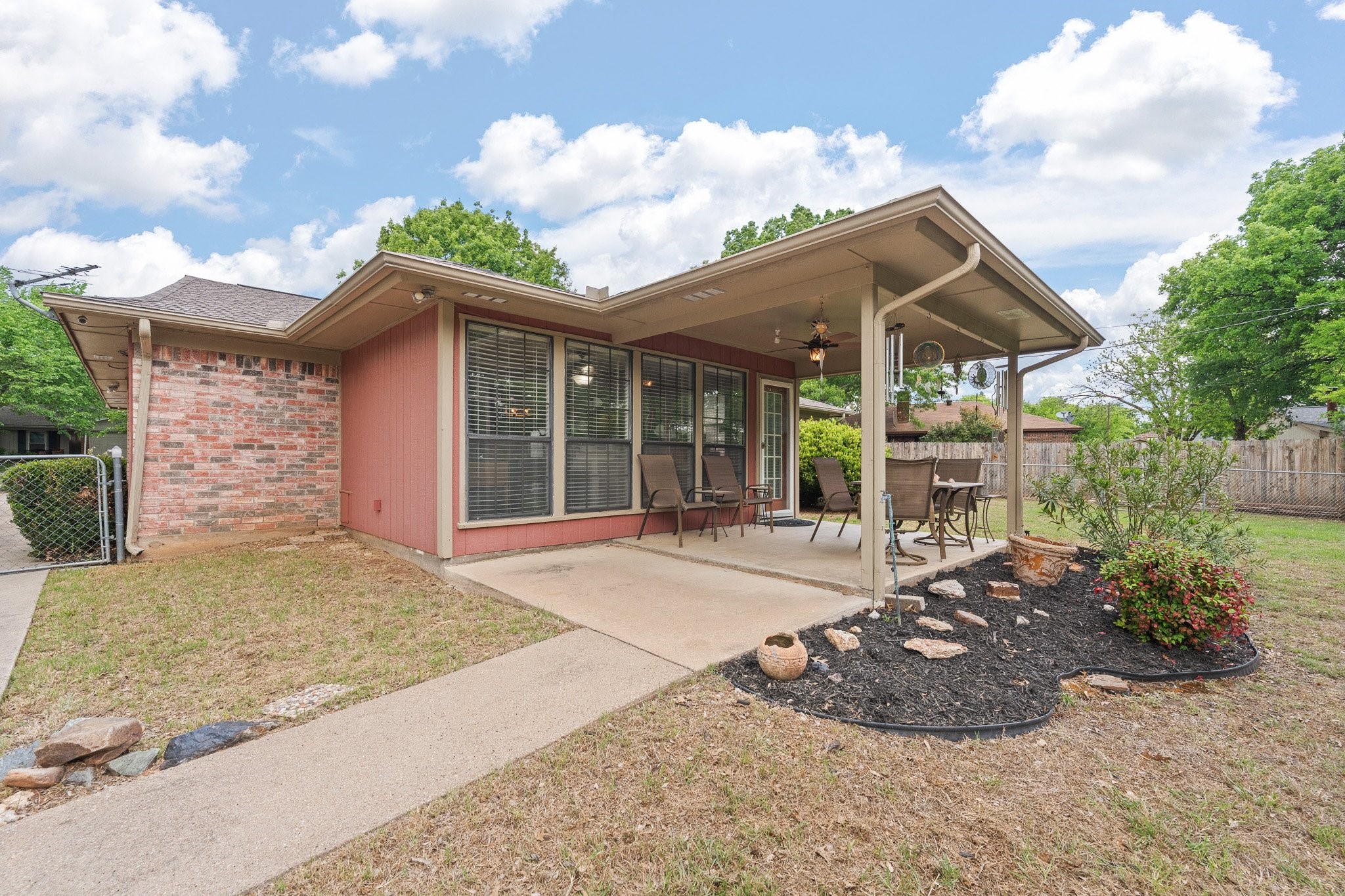 605 Owens Drive