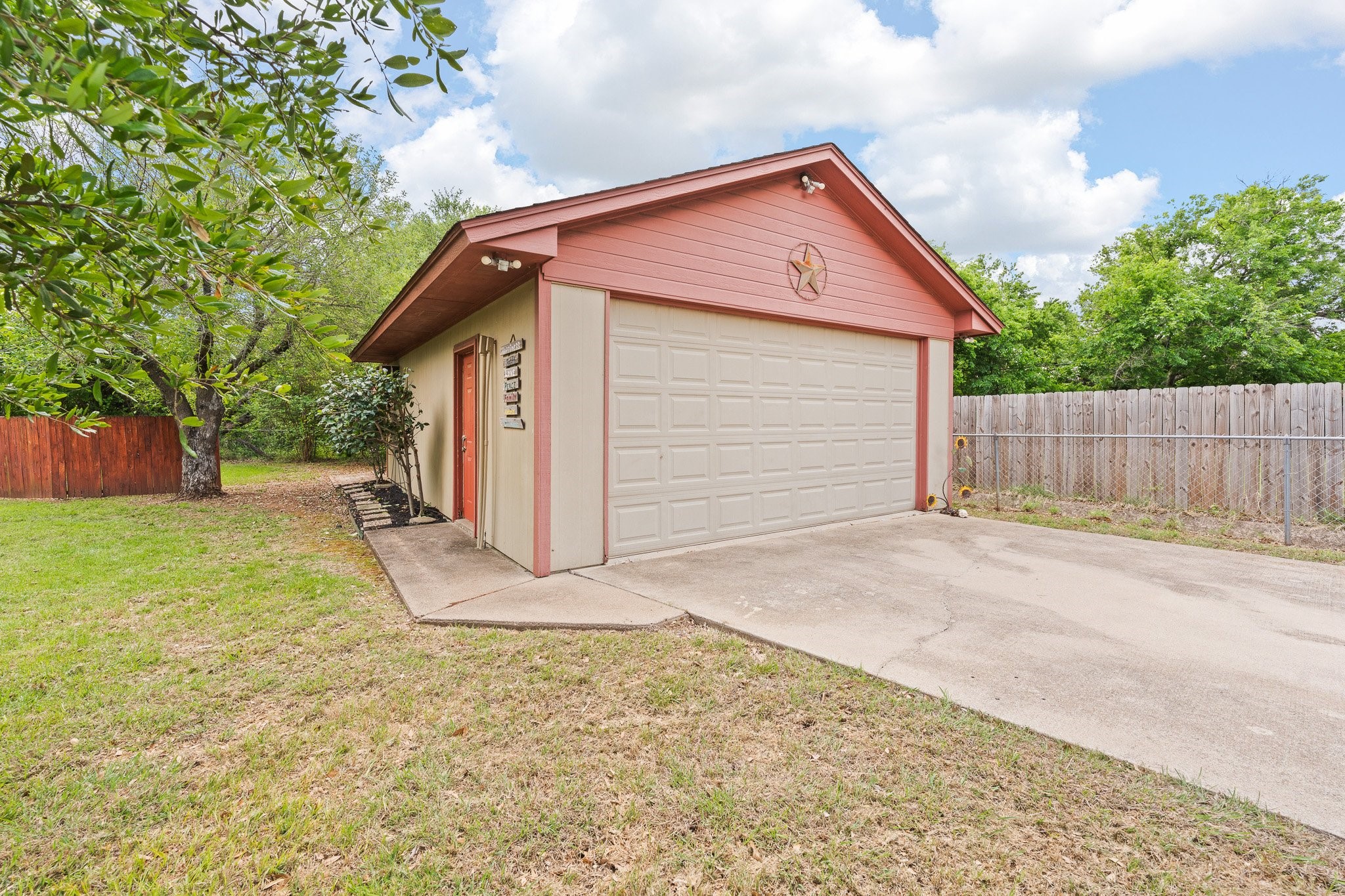 605 Owens Drive