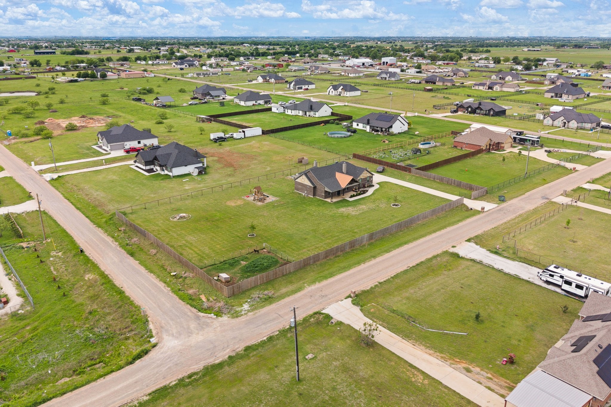 3401 Chinaberry Lane