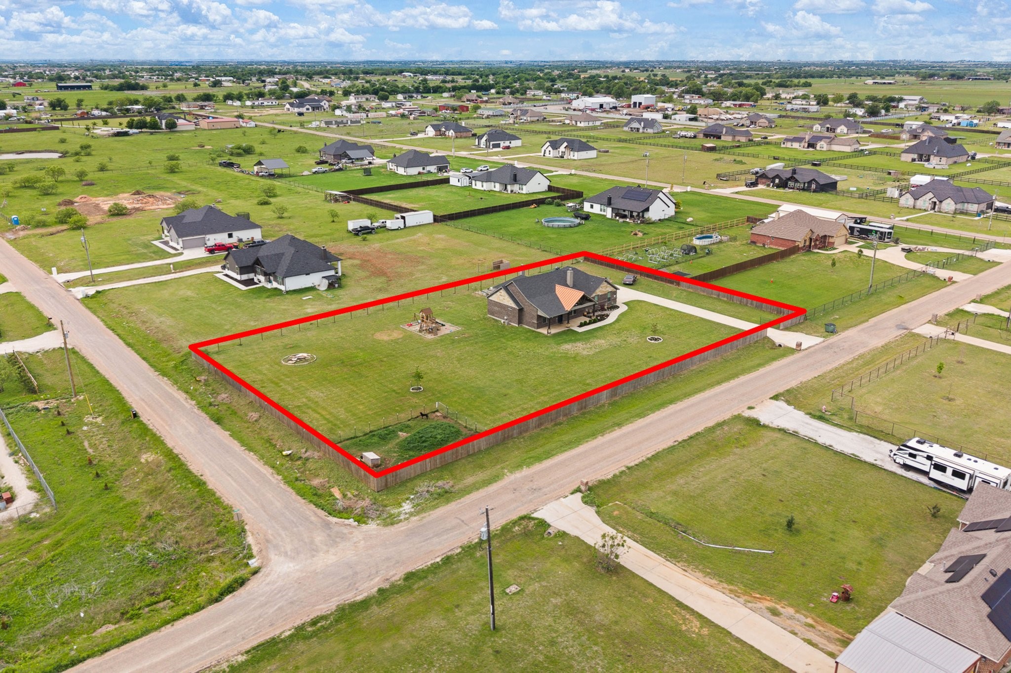 3401 Chinaberry Lane