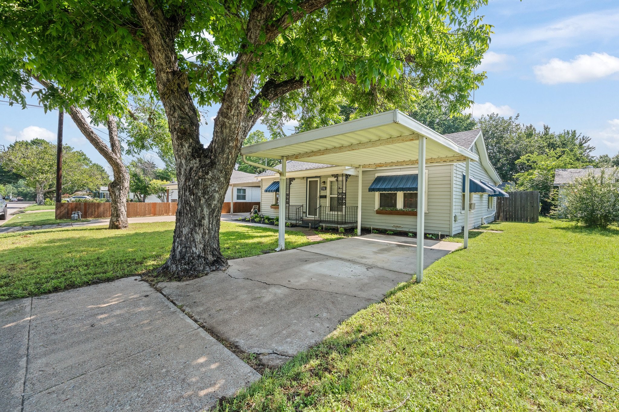 602 Harrisdale Avenue