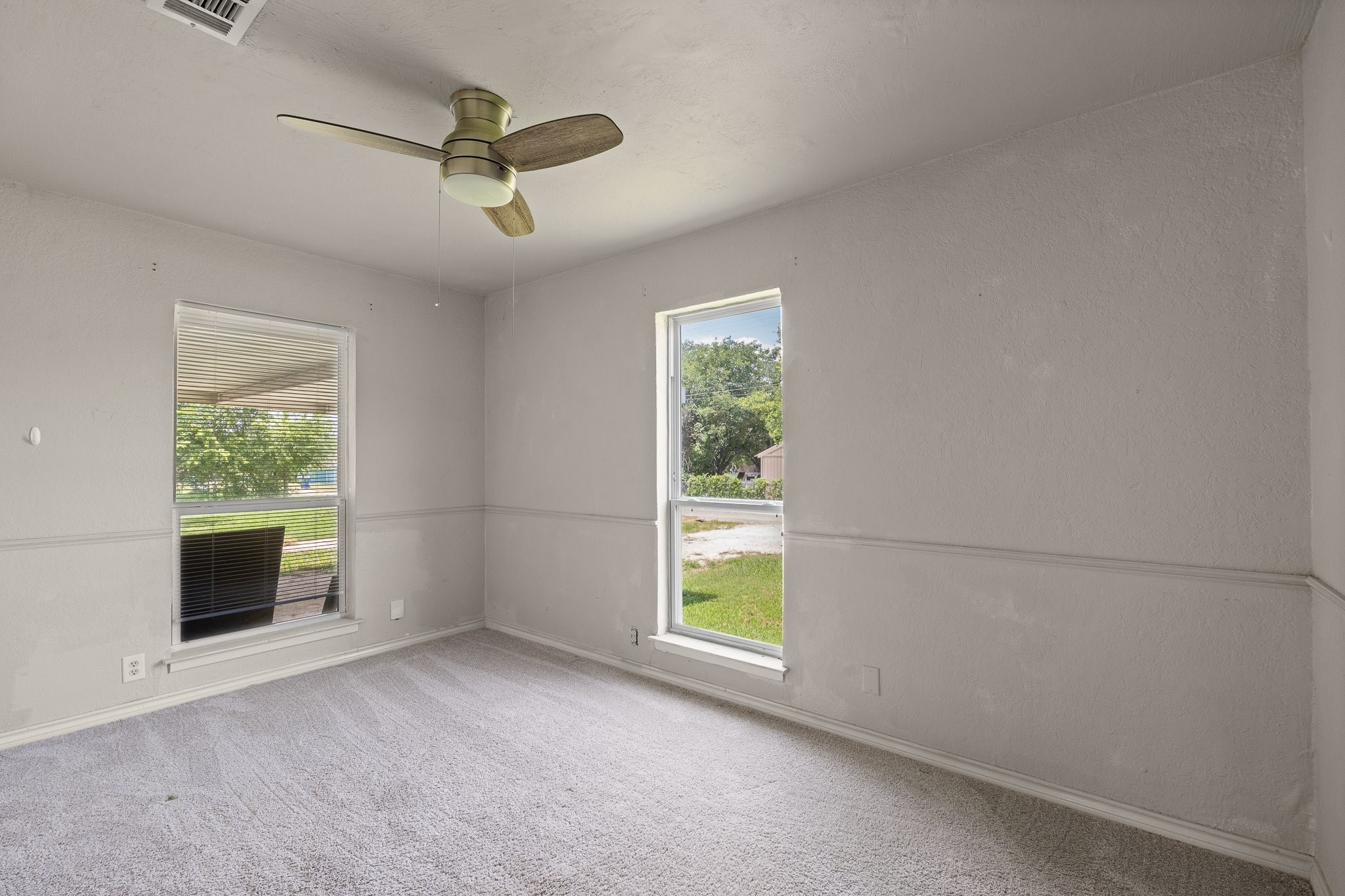 111 W Shelton Street