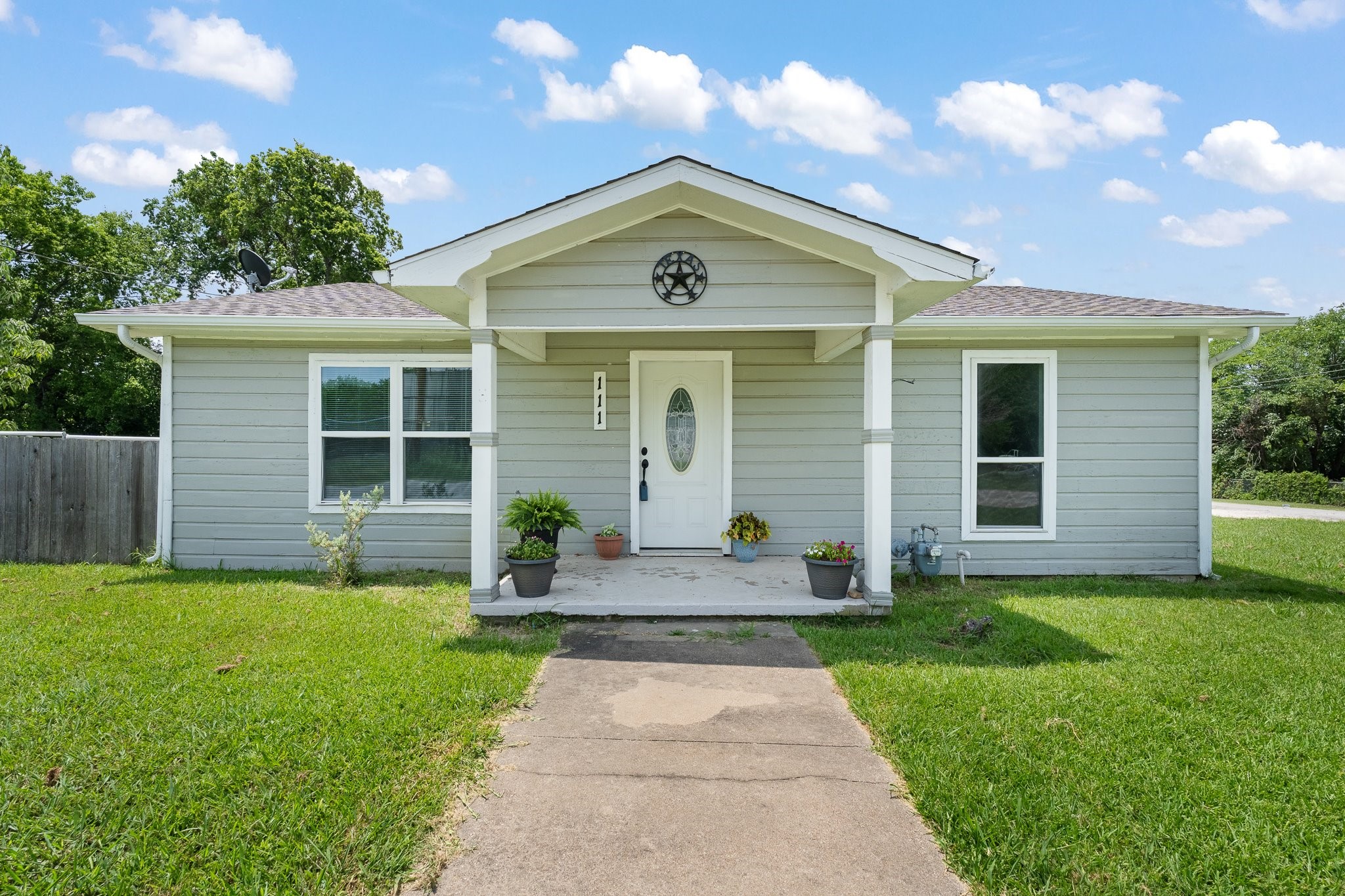 111 W Shelton Street