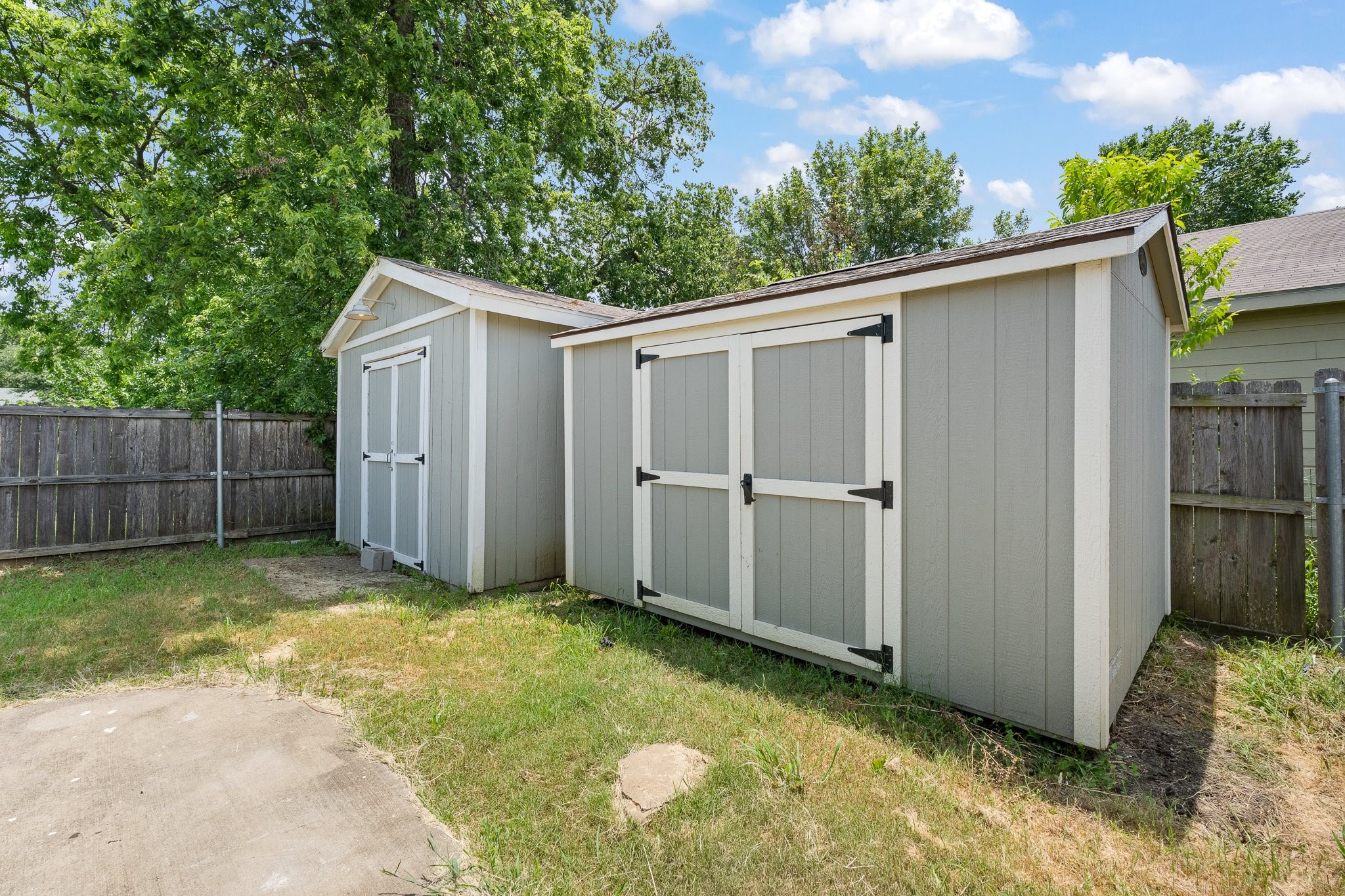 111 W Shelton Street