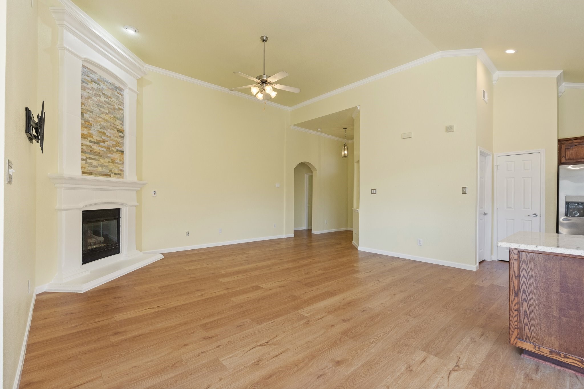 606 Poplar Vista Lane