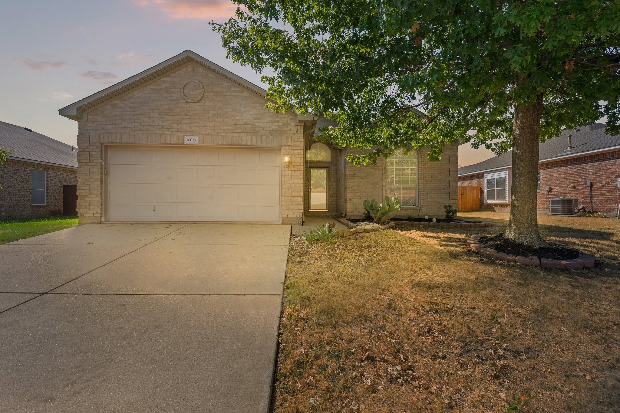 606 Poplar Vista Lane