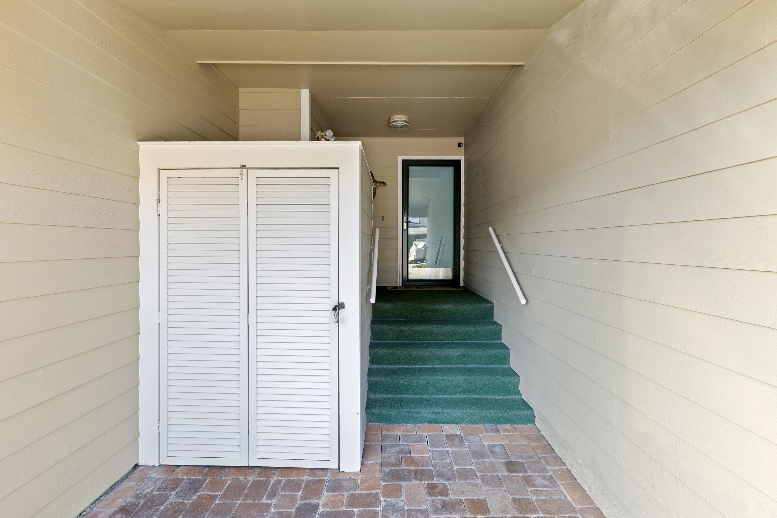 611 Bayou Drive # 10995