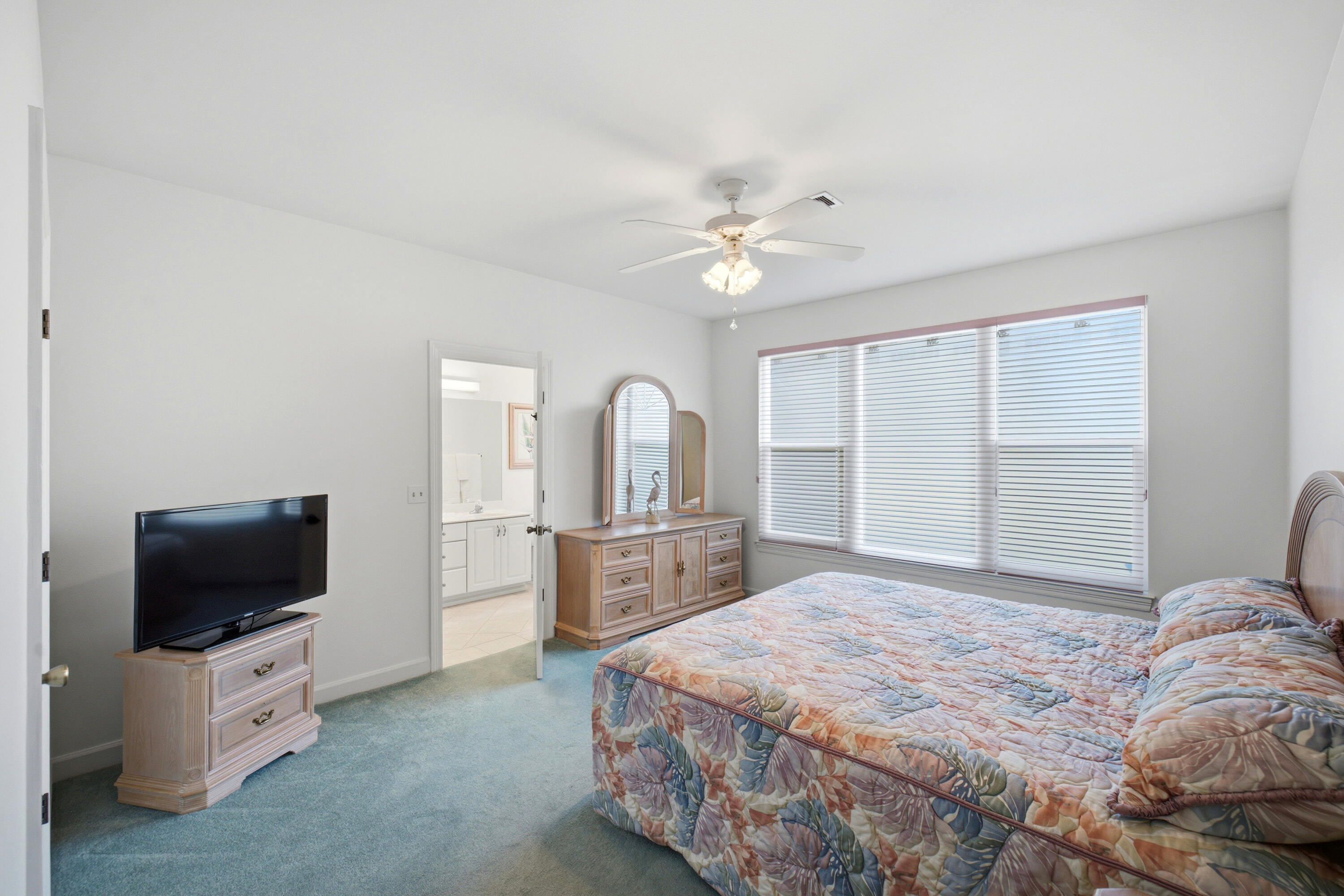 8513 Turnberry Court 8513