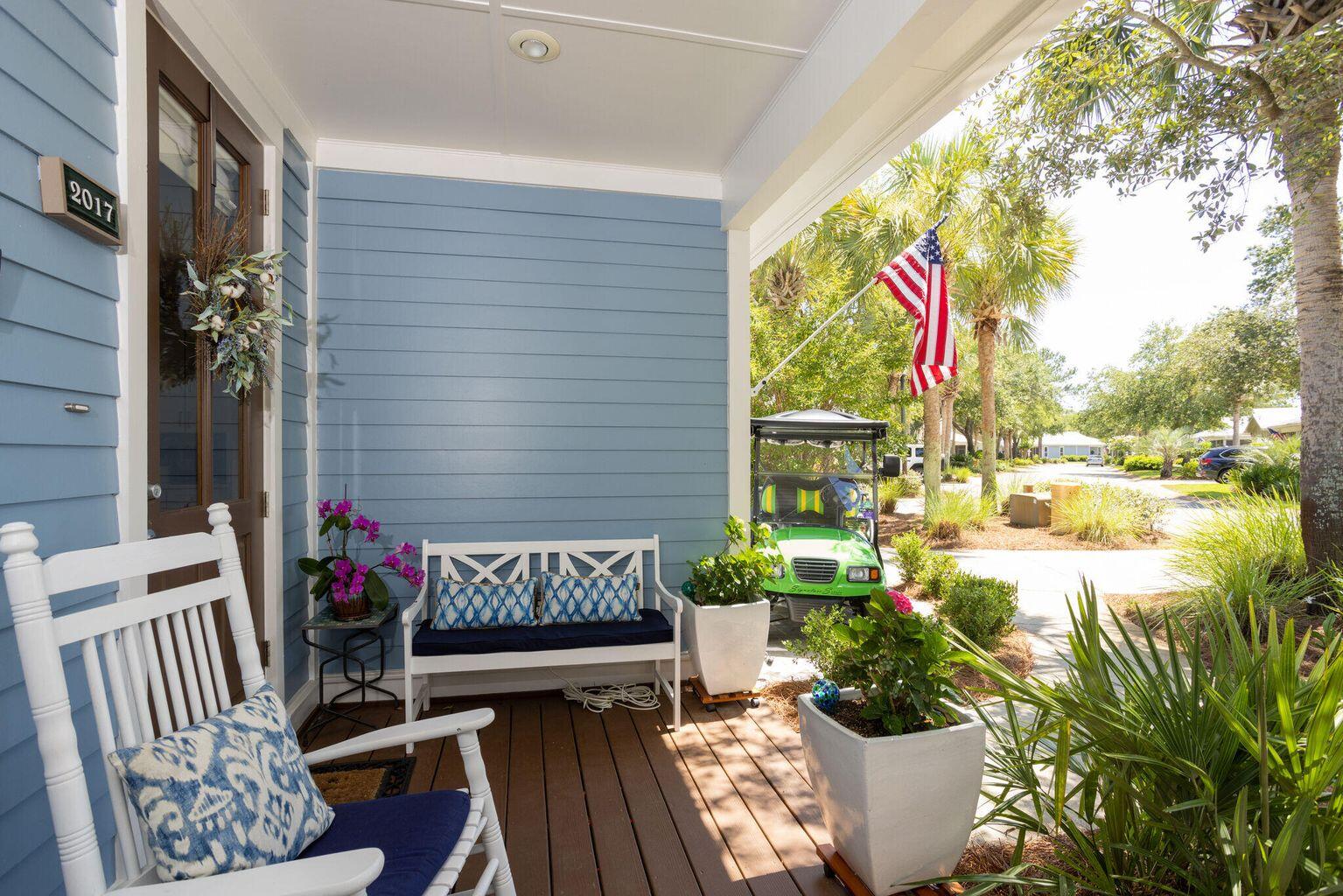 2017 Pine Island Circle