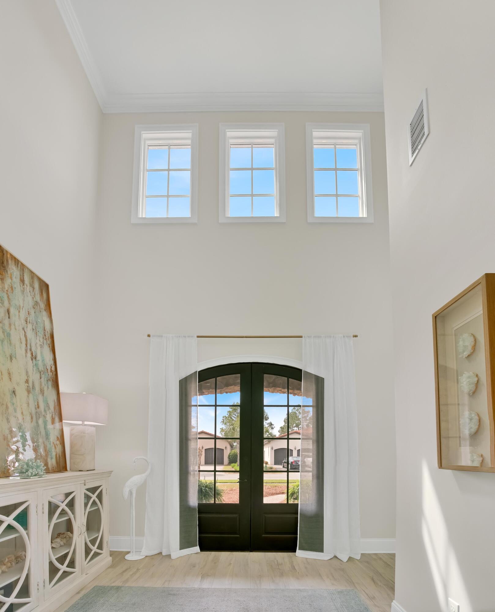 1652 San Marina Boulevard