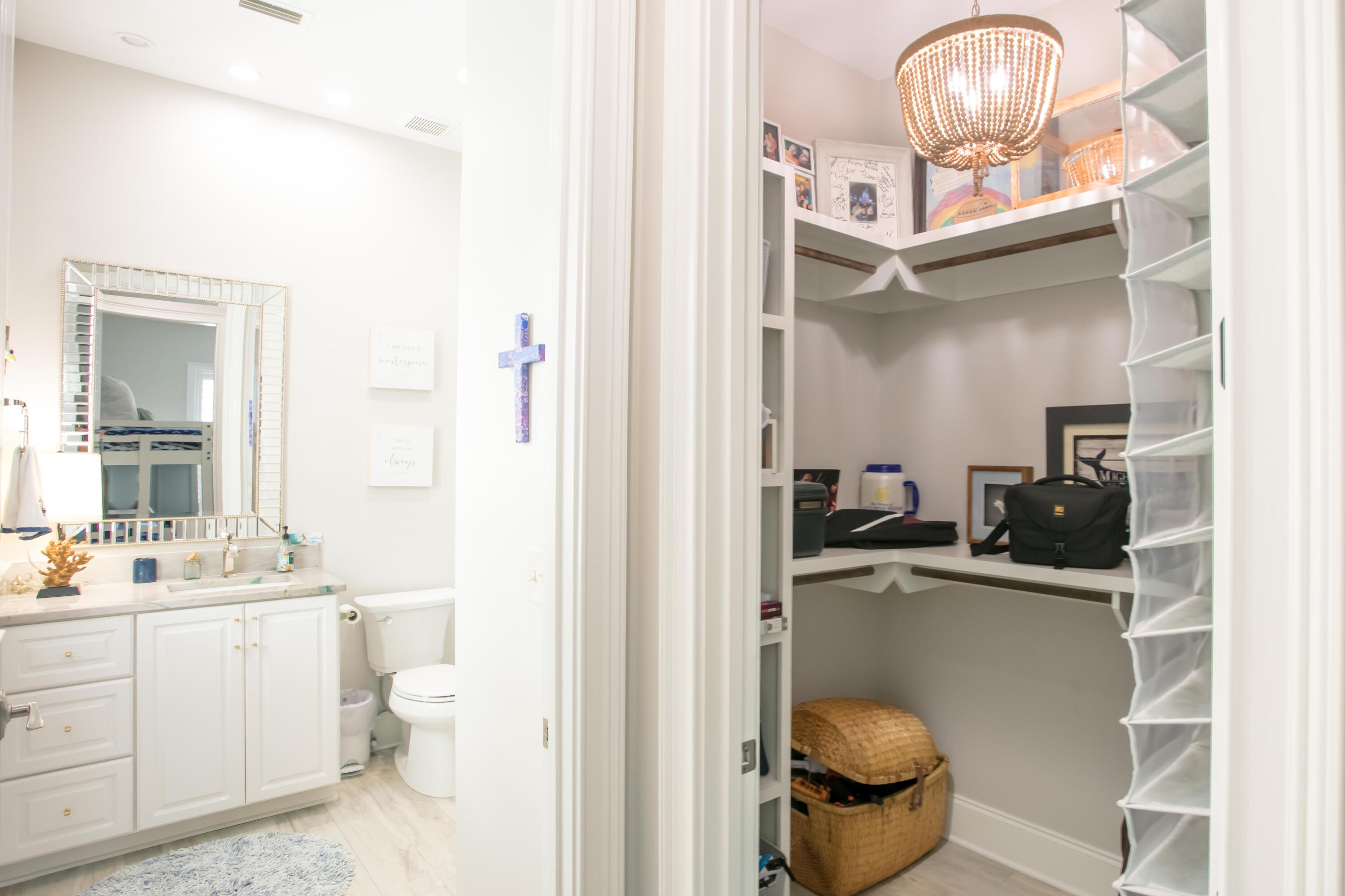 1652 San Marina Boulevard