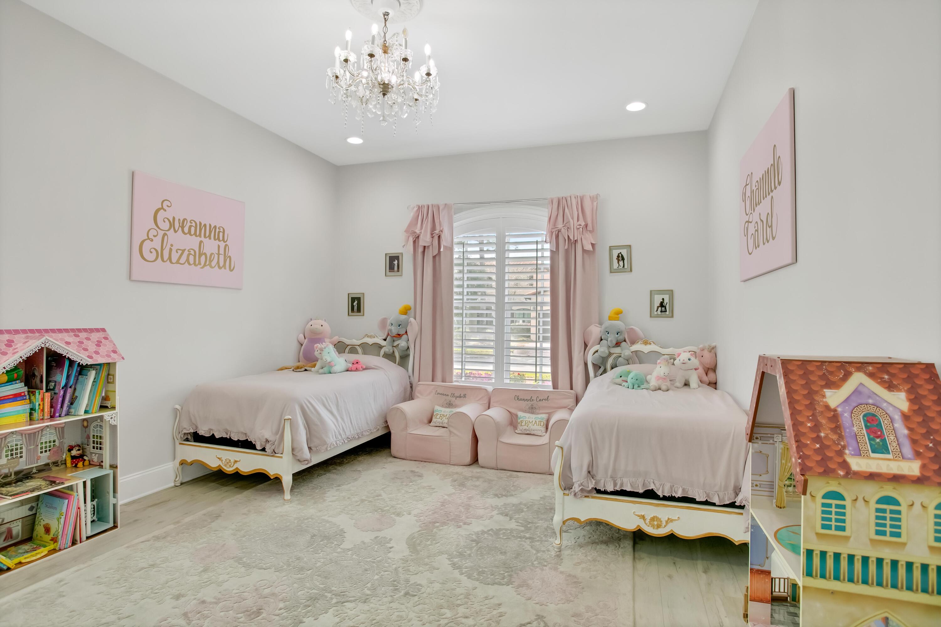 1652 San Marina Boulevard