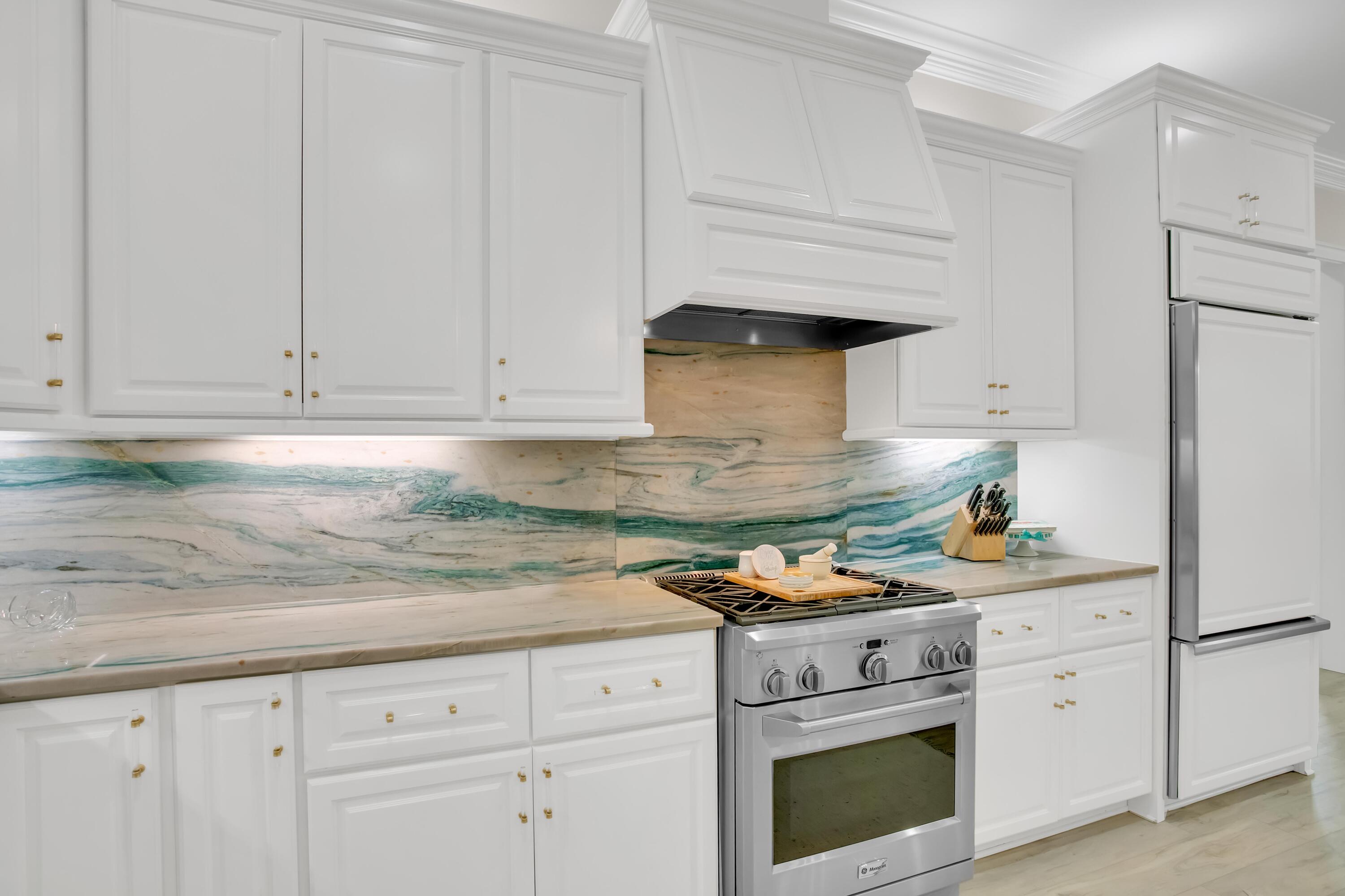 1652 San Marina Boulevard