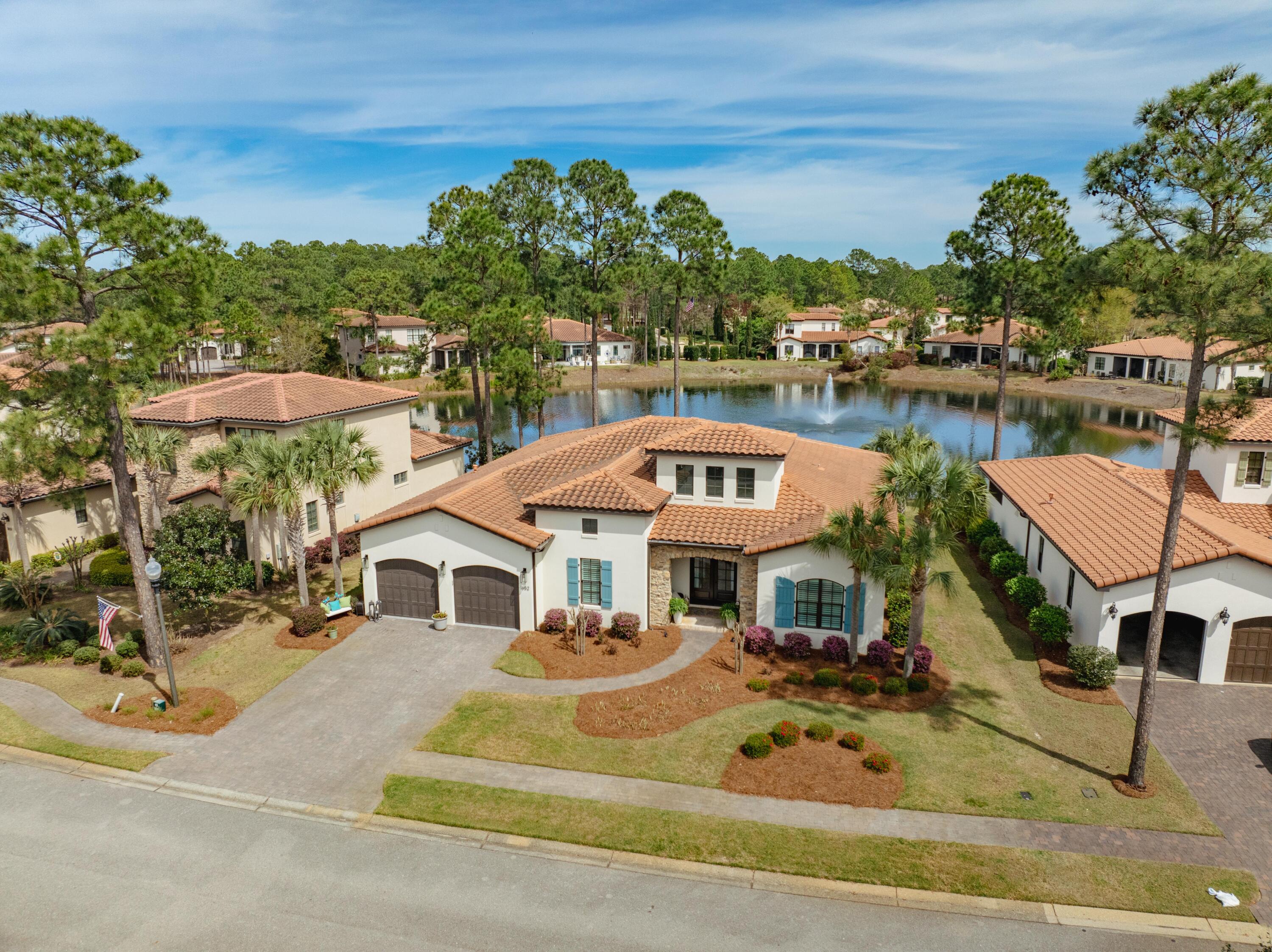 1652 San Marina Boulevard