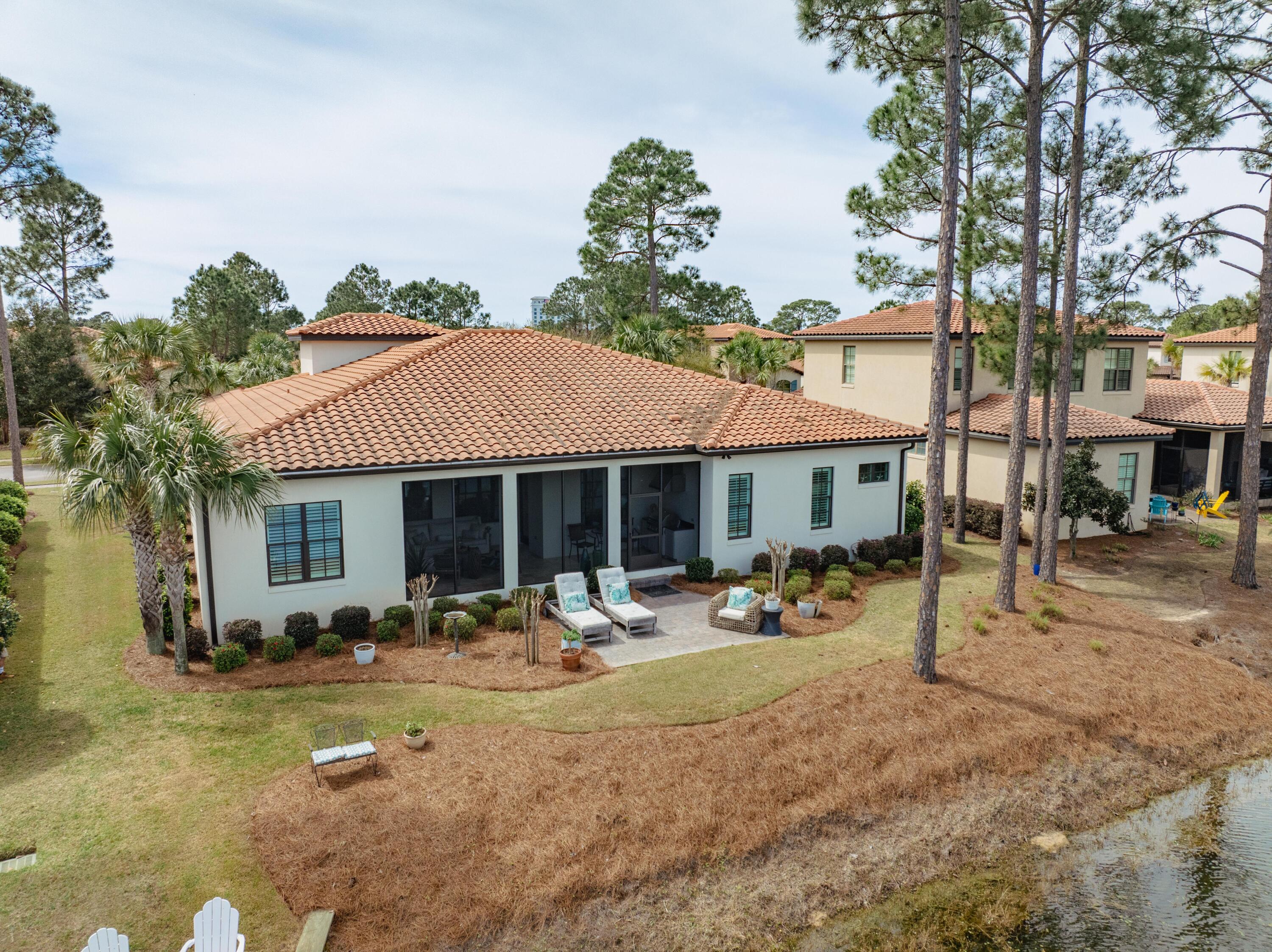 1652 San Marina Boulevard