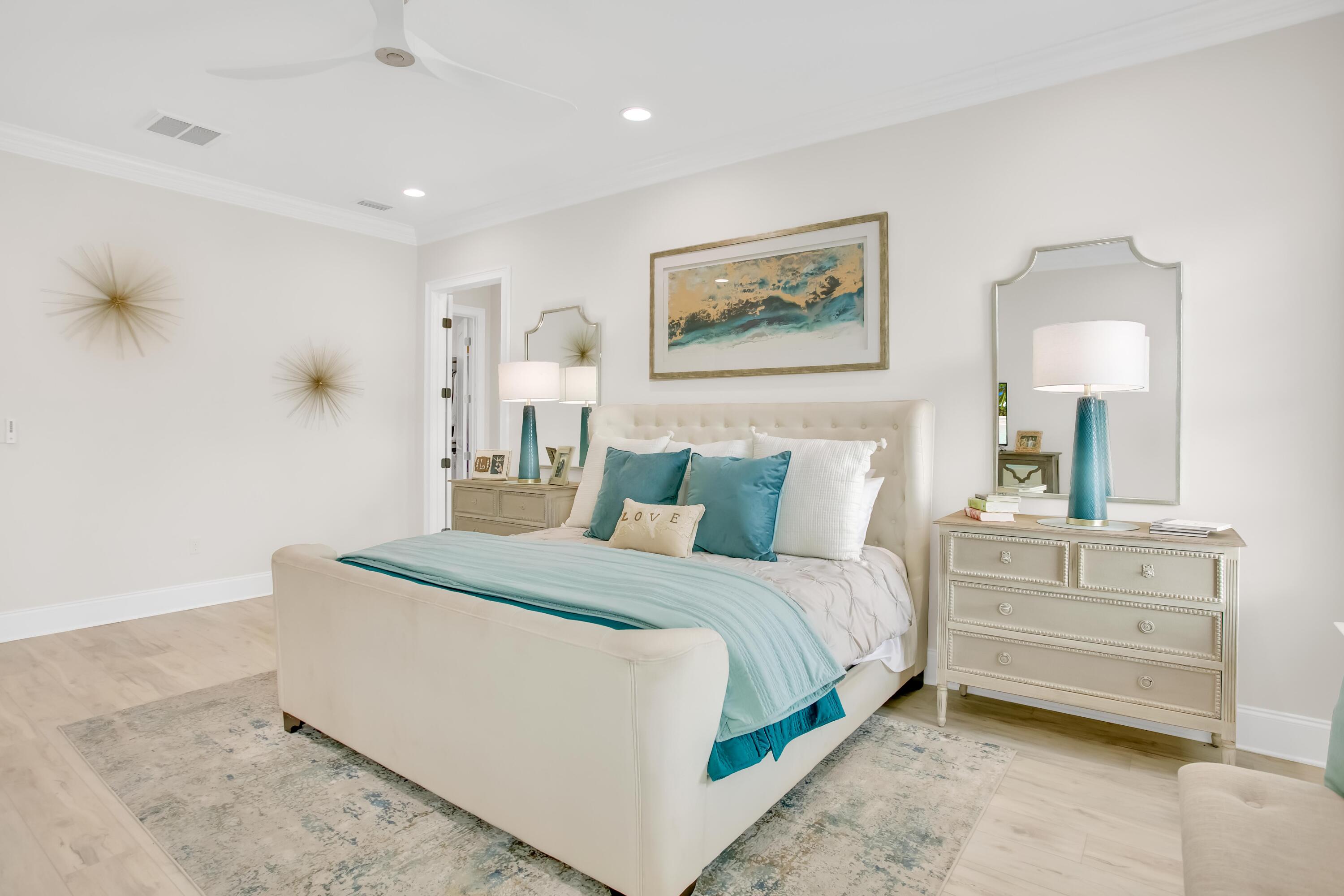 1652 San Marina Boulevard