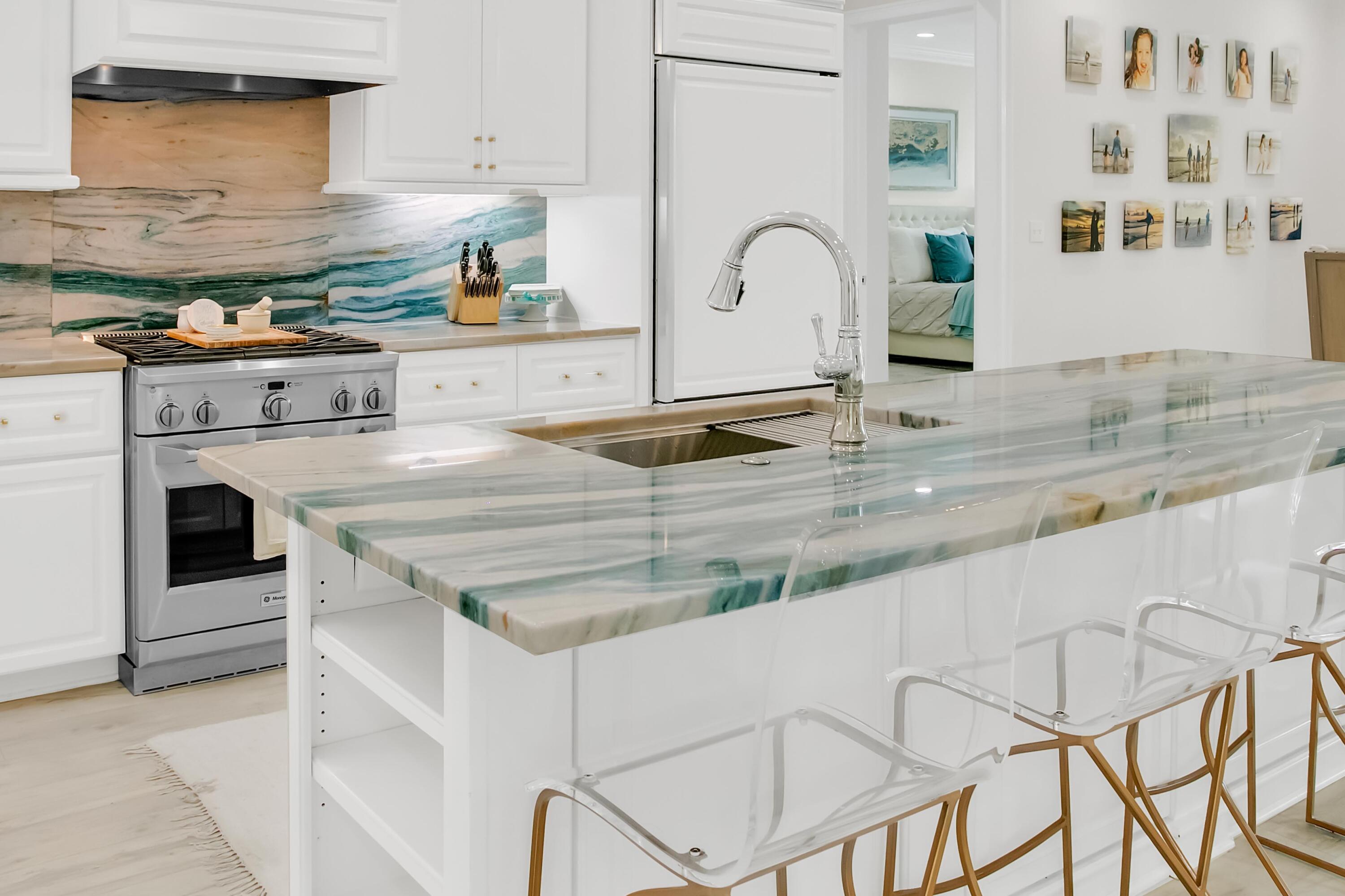 1652 San Marina Boulevard