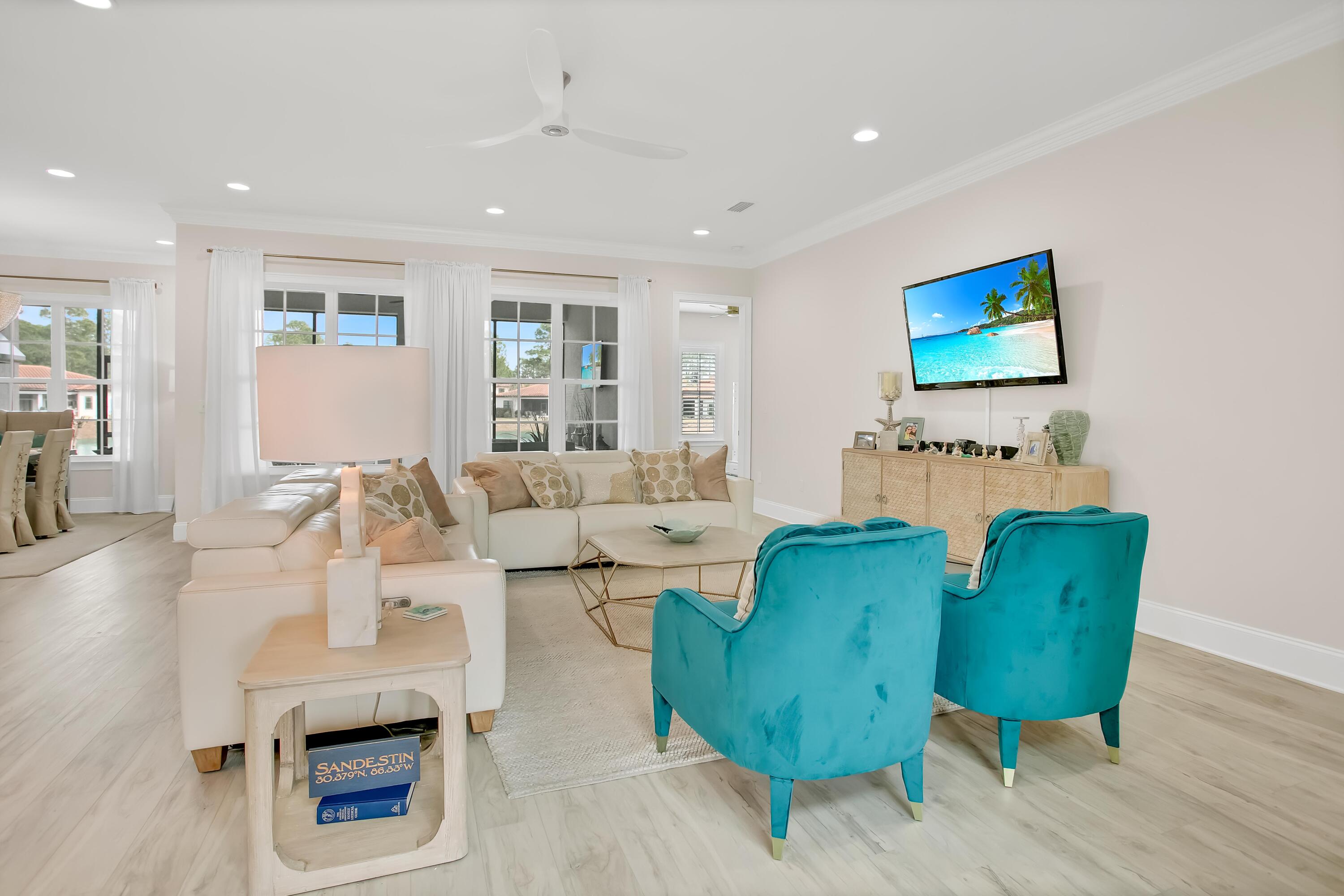 1652 San Marina Boulevard