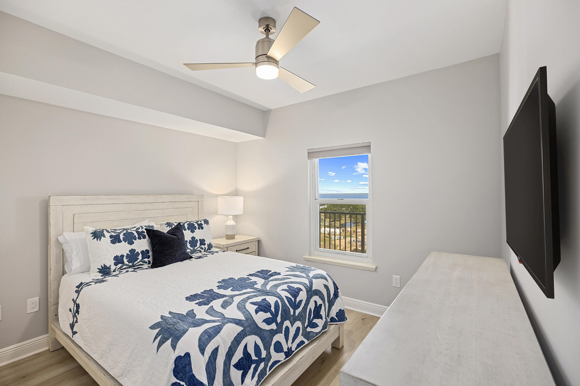 112 Seascape Drive, 2002