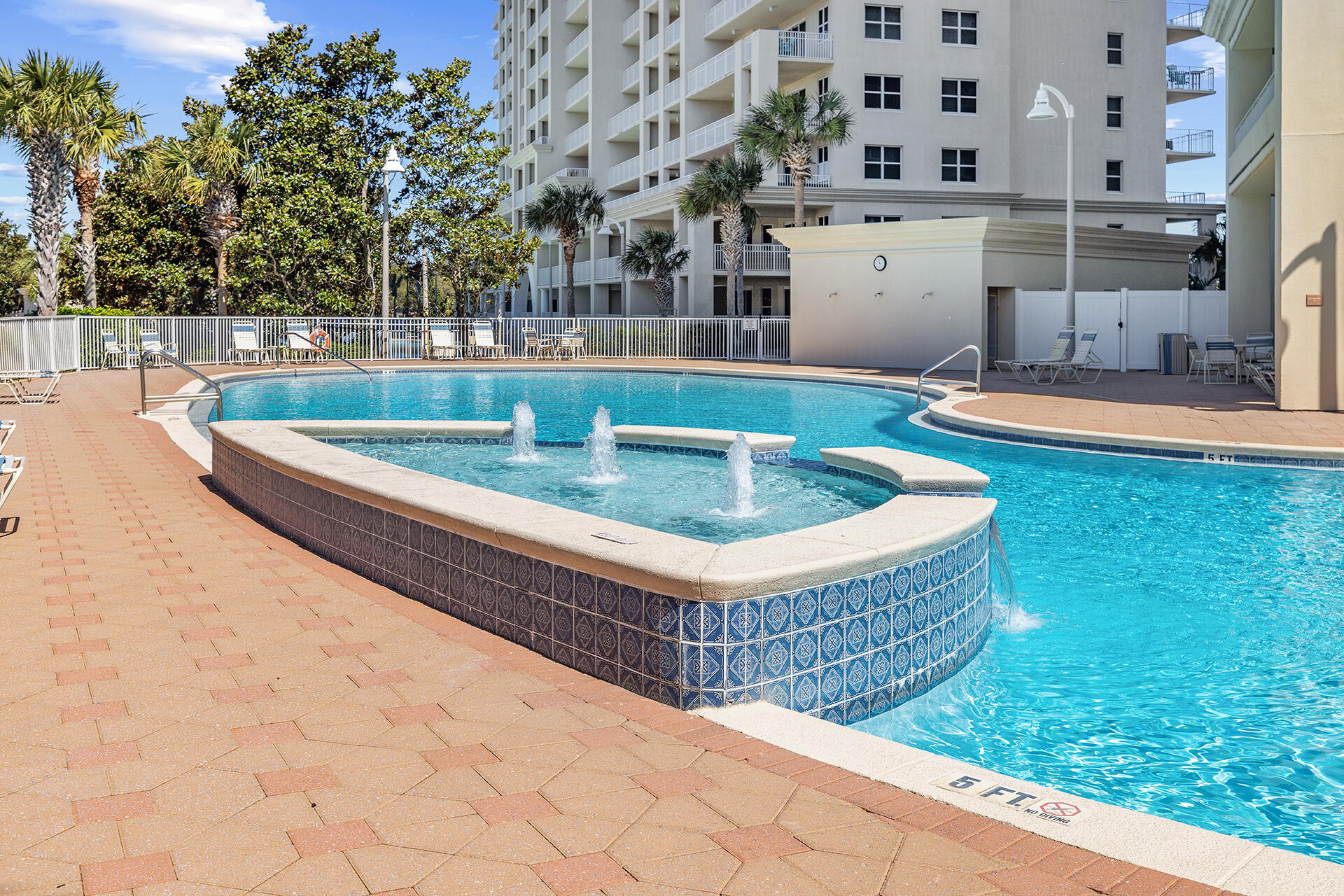 112 Seascape Drive, 2002