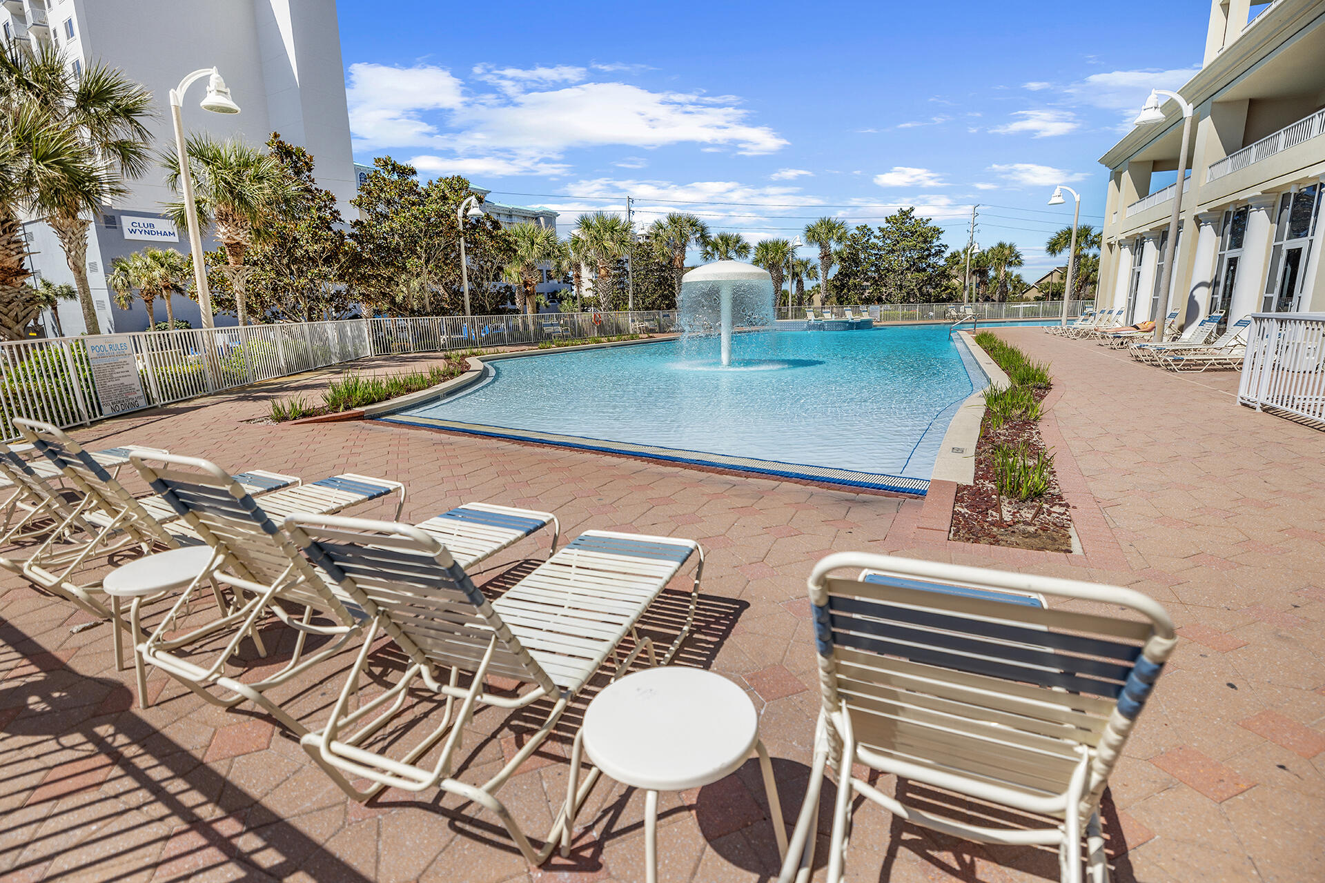 112 Seascape Drive, 2002