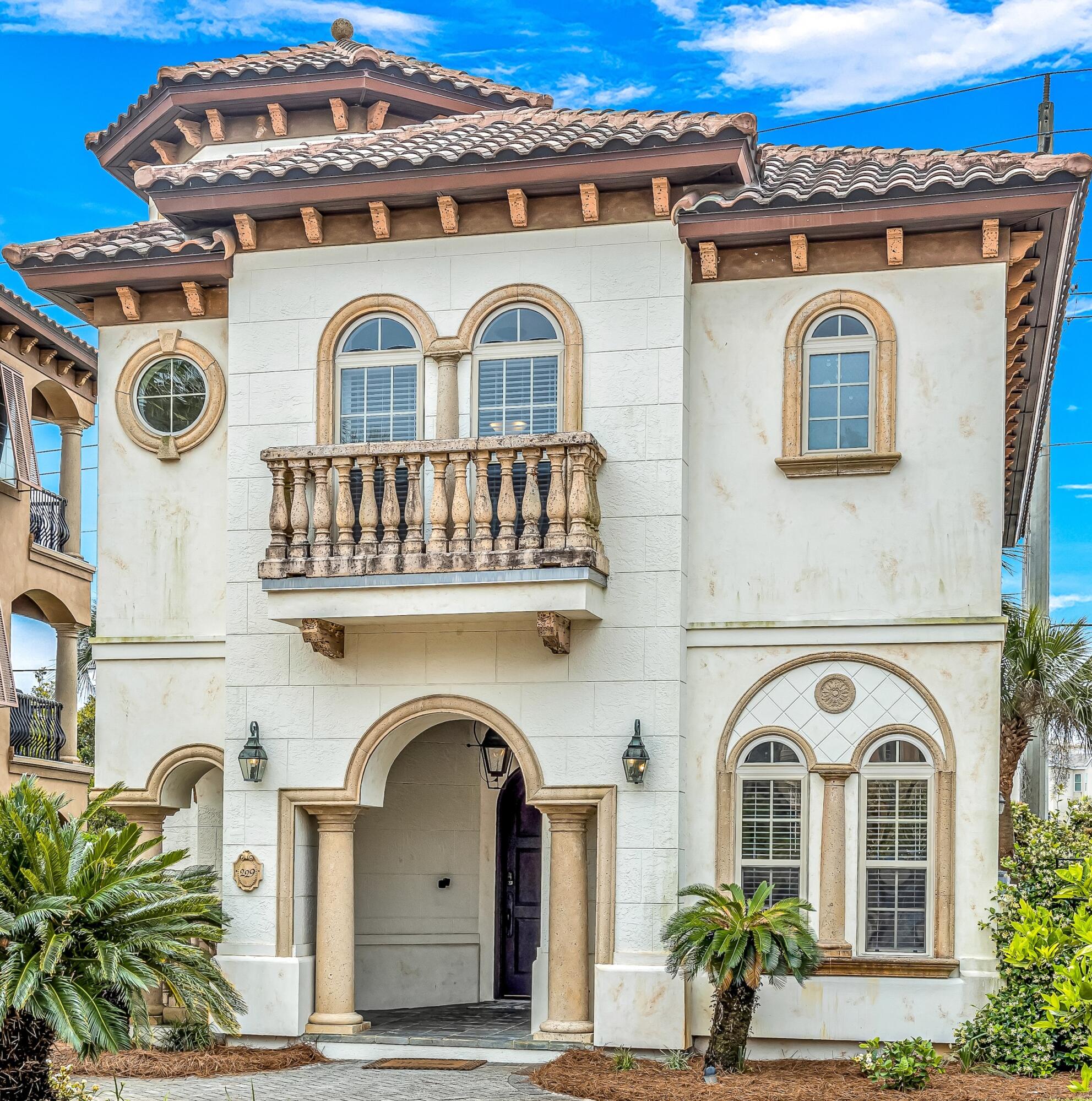 229 Rue Saint Tropez