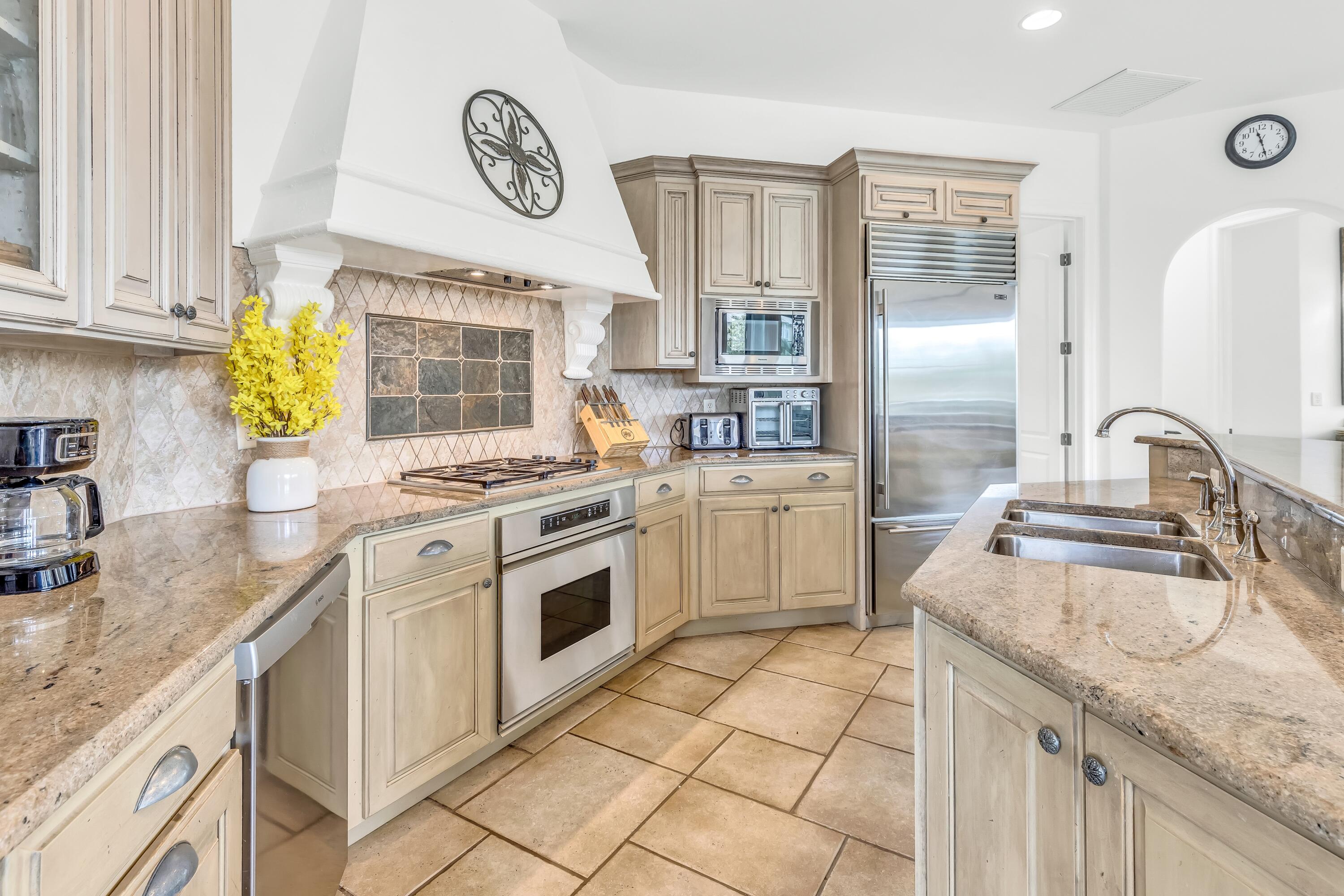 229 Rue Saint Tropez