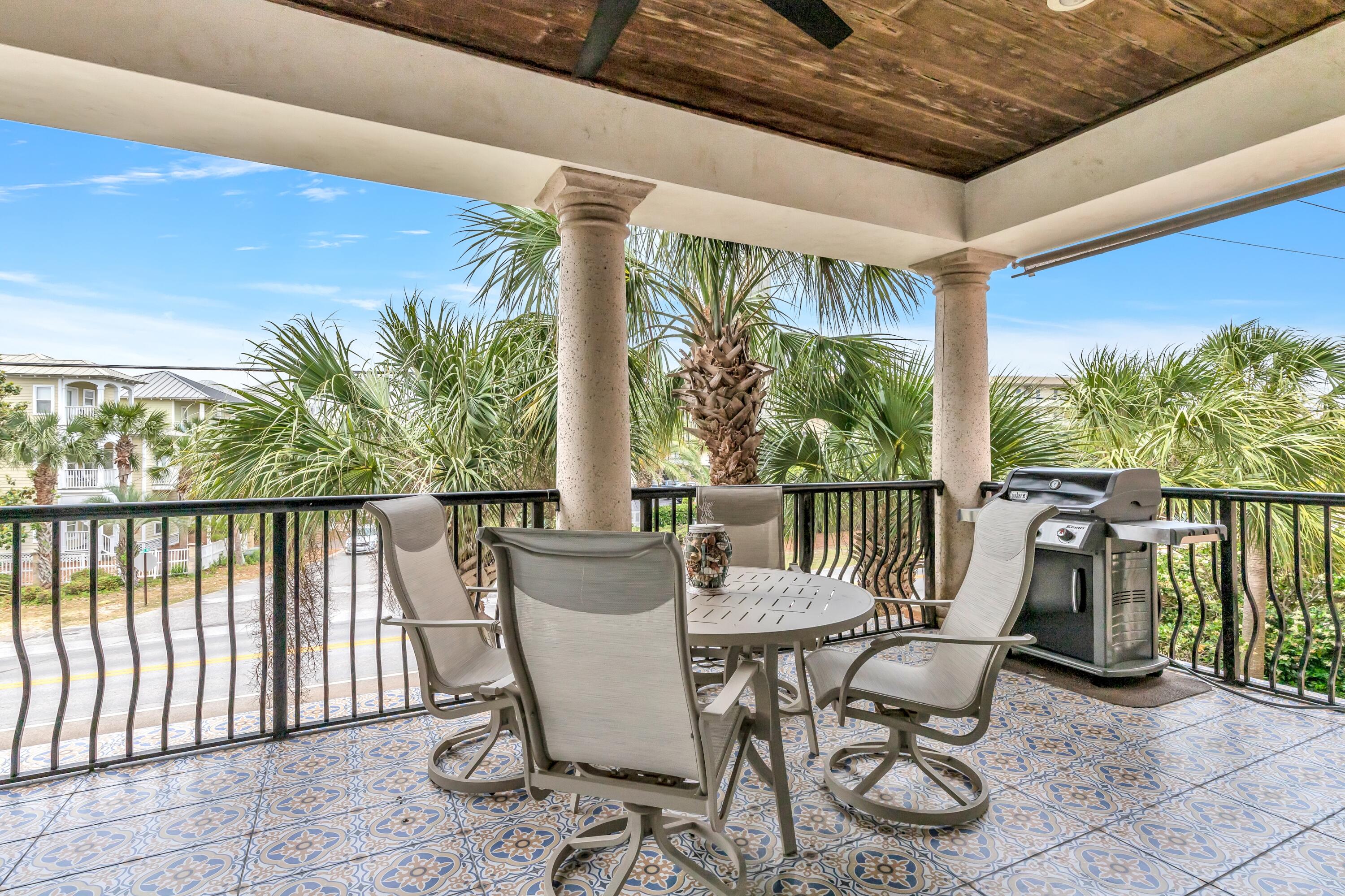 229 Rue Saint Tropez