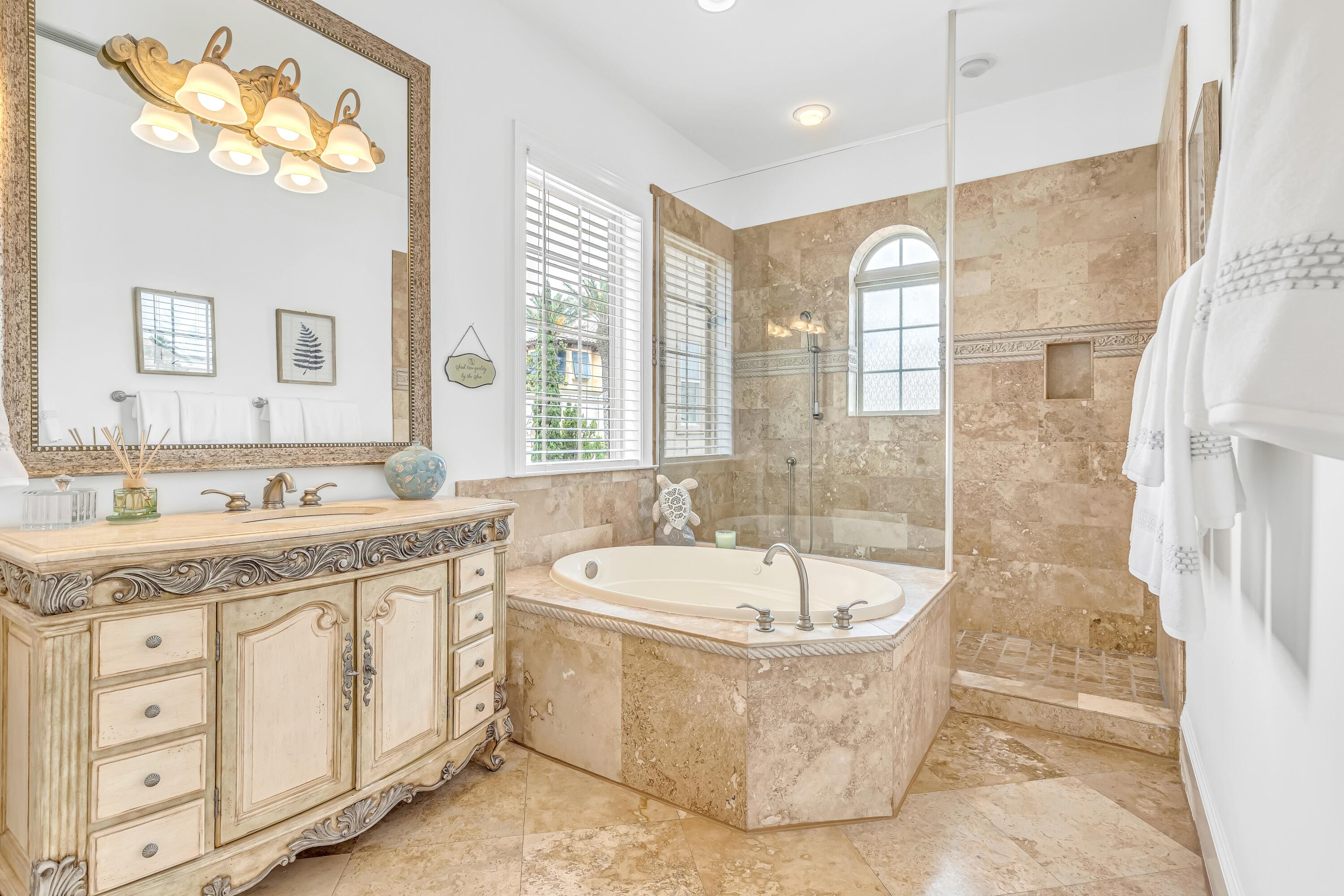 229 Rue Saint Tropez