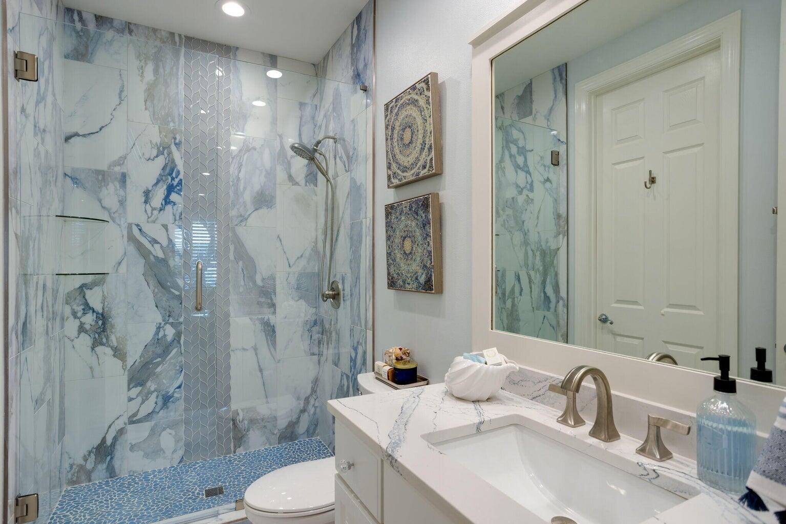 2017 Pine Island Circle