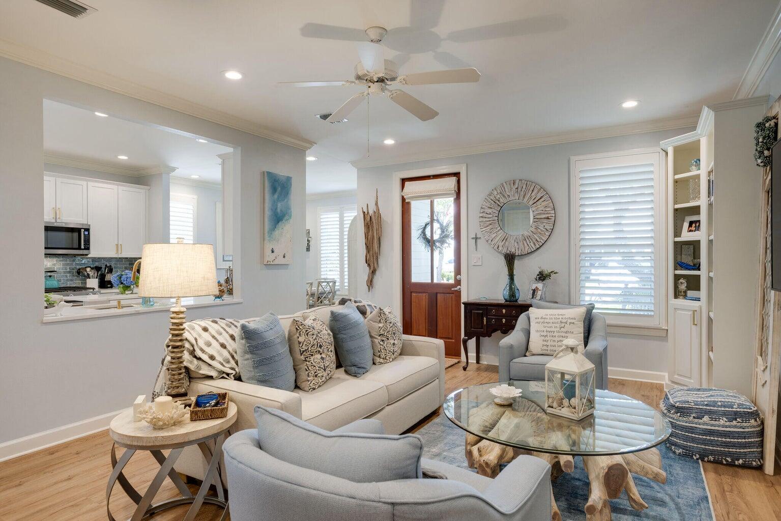 2017 Pine Island Circle