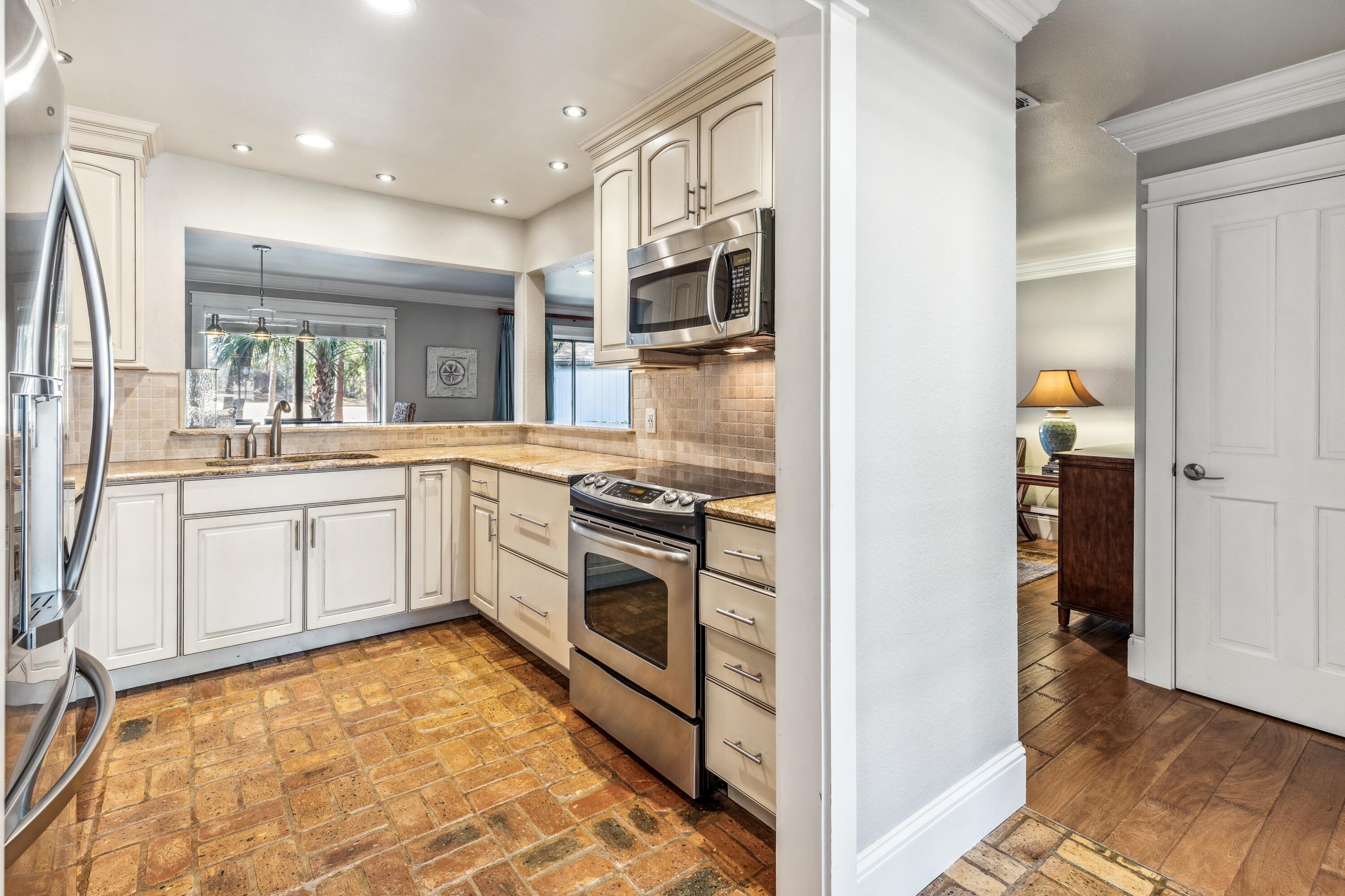 549 Augusta Drive, 549