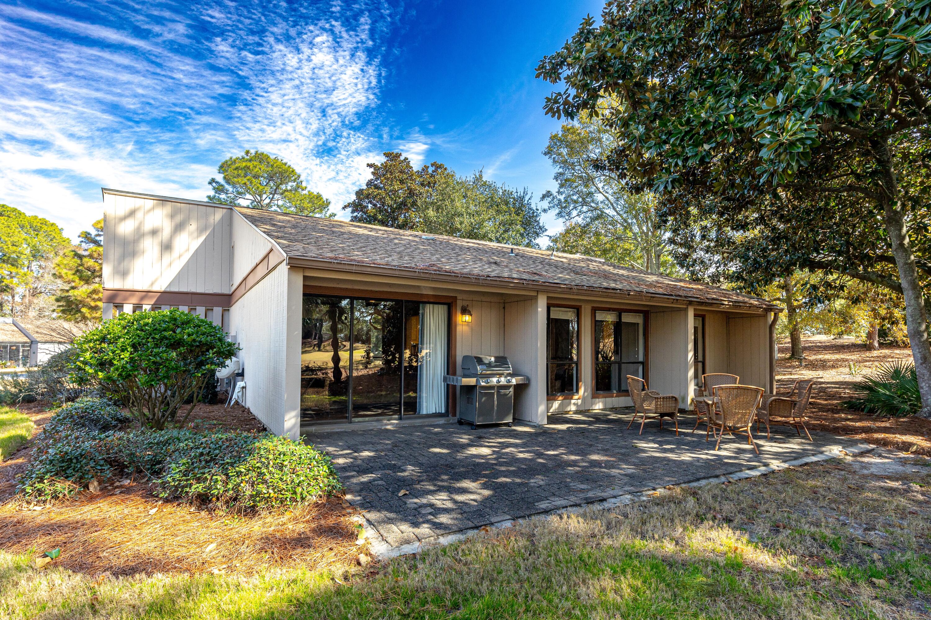 549 Augusta Drive, 549